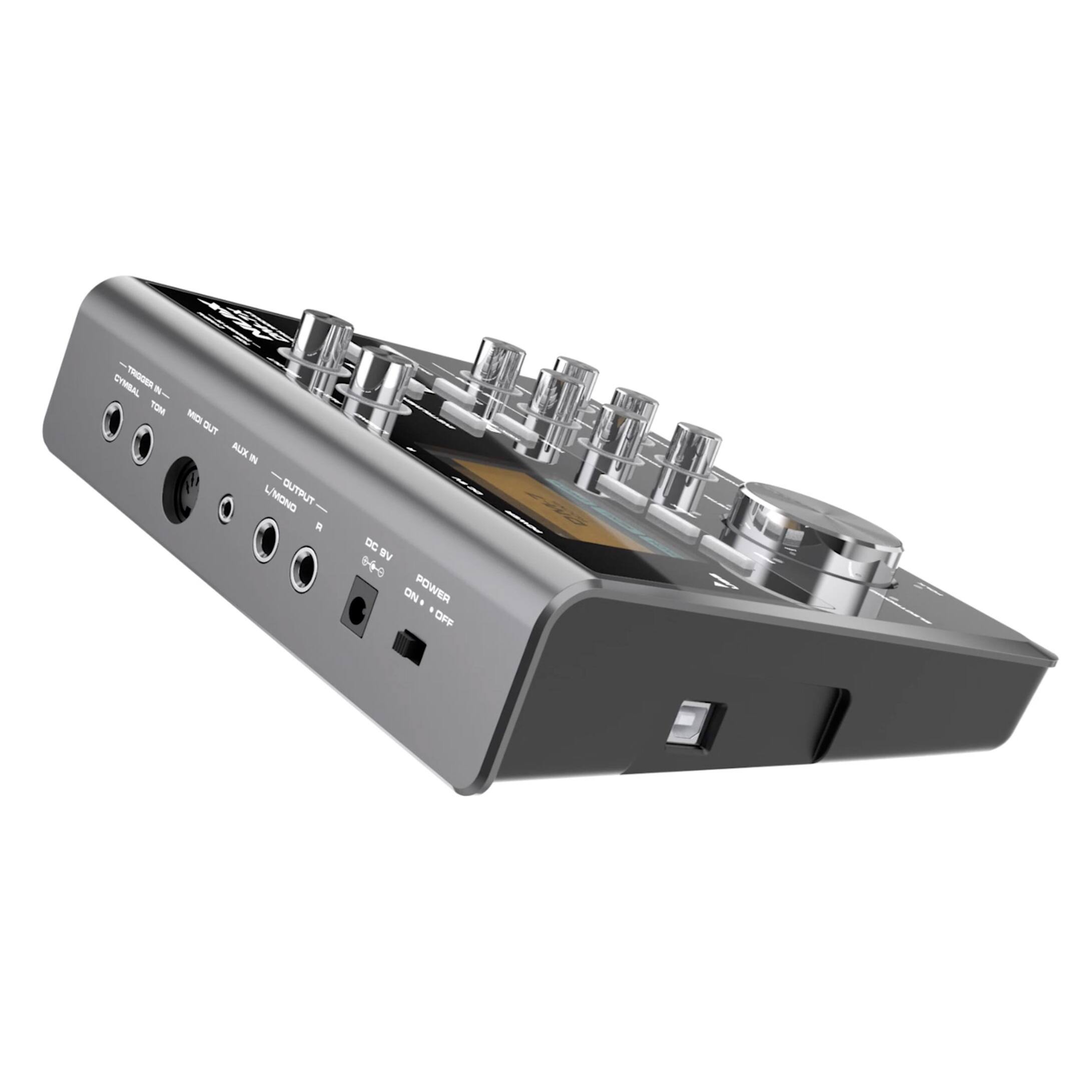 - Cymbal Thsar  
- Tom Out  
- Aux In  
- Output  
- L/Mono Output  
- DC V  
- Power On/Off