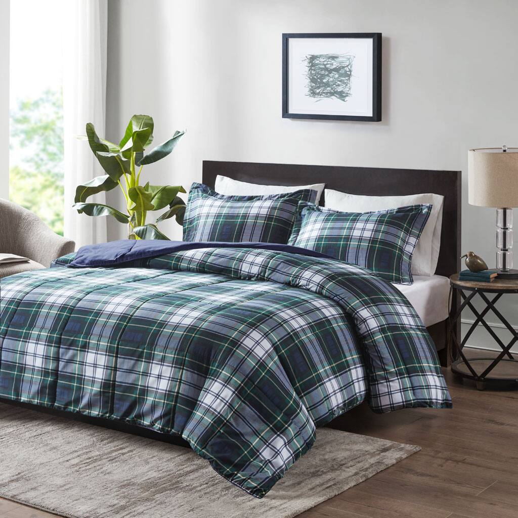 Alt View 1. Gracie Mills - Gracie Mills Victor 3M Scotchgard Down Alternative All Season Comforter Set - Navy.