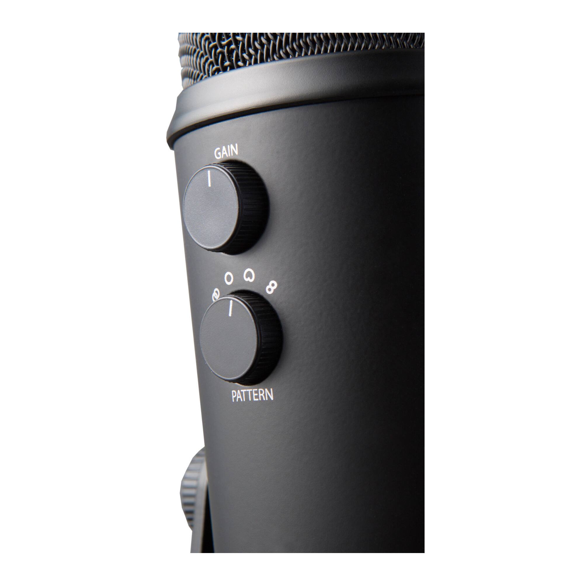 Blue Microphones Yeti USB Microphone (Blackout) with Boom Arm