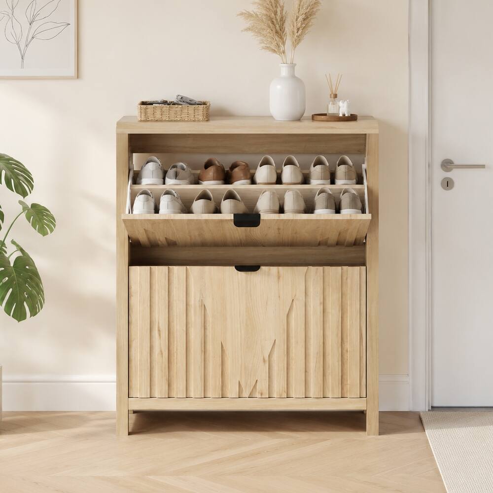 Front. Loheer - Loheer 31.5 inch oak entryway shoe cabinet with vertical carved panels - Oak.