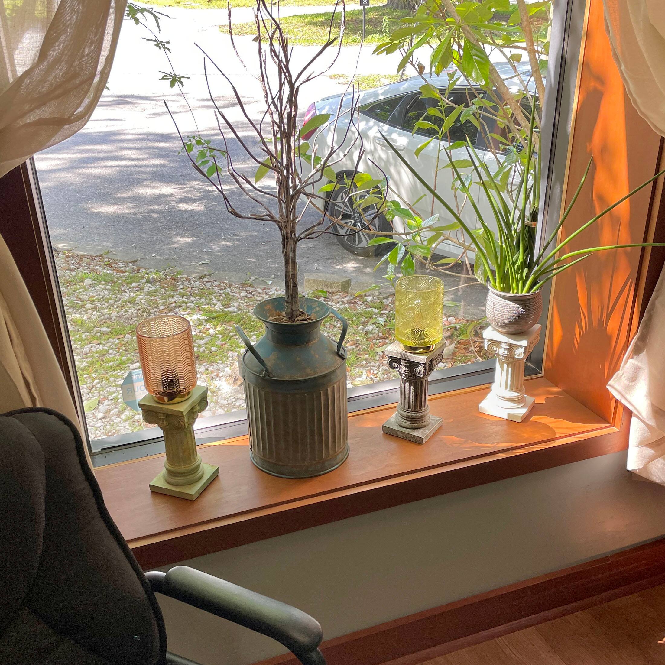 Alt View 1. Things2Die4 - Antique White Solid Concrete Roman Ionic Column Pillar Mini Statue Pedestal 8.25 Inches High - Off-white.