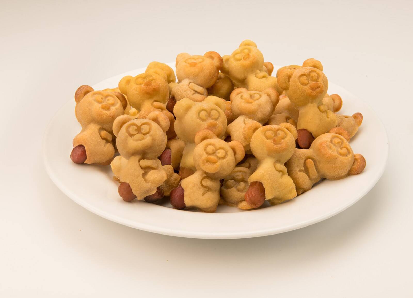 Alt View 3. MOBI - 12 Pigs in a Blanket Silicone Snack Mold, Bear Butts - Orange.