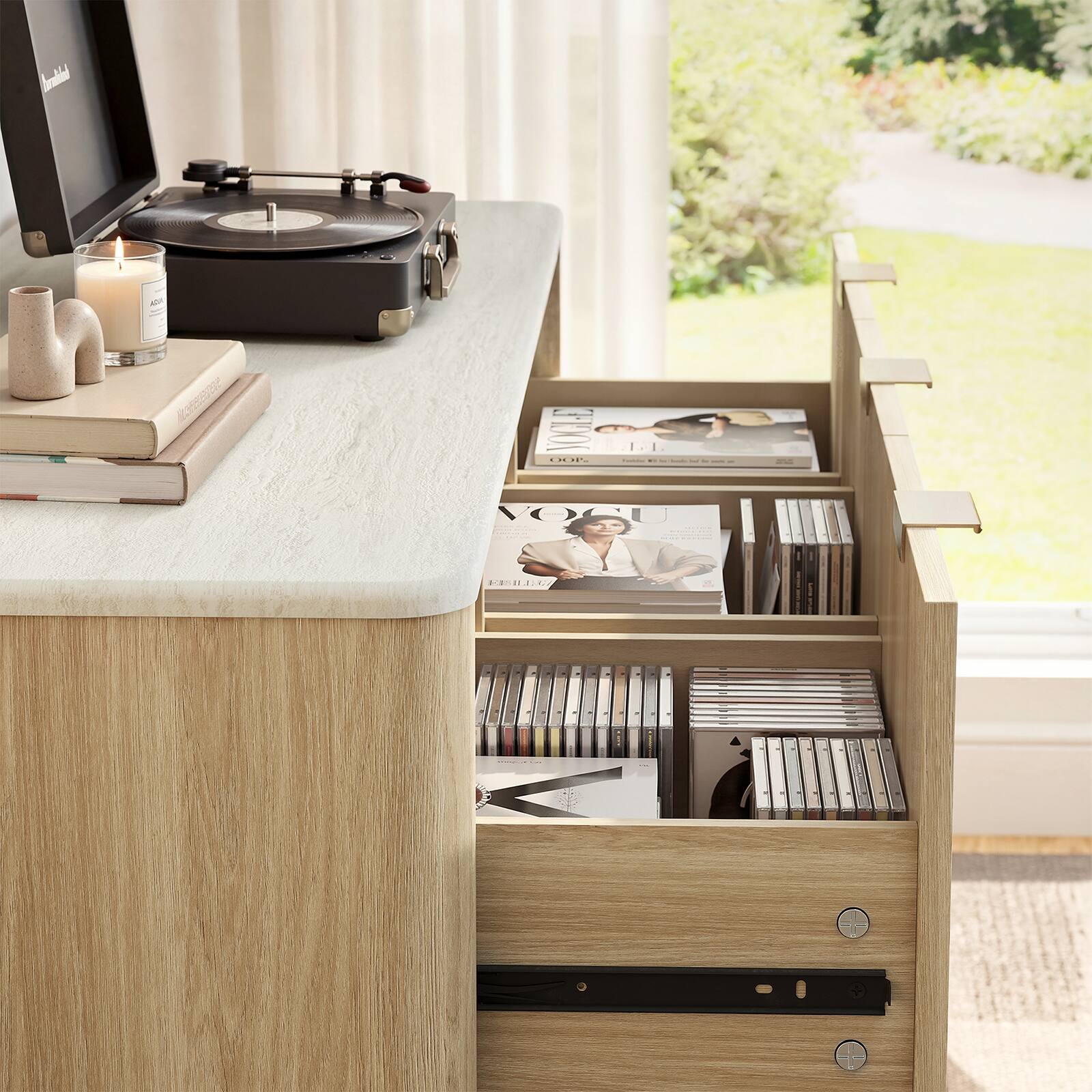 The text in the image appears to be a mix of letters and numbers, possibly from a label or a sign. Here is the corrected and grouped text:

- "bratte A arcac JOKLD TI"
- "VOCI"
- "PEnDdr"

It's not clear what this text represents without additional context.