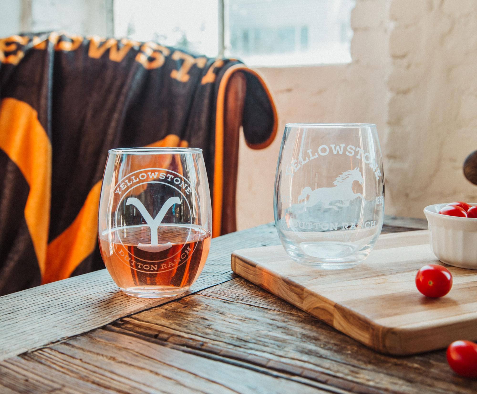 YELLOWSTONE  
DUTTON RANCH