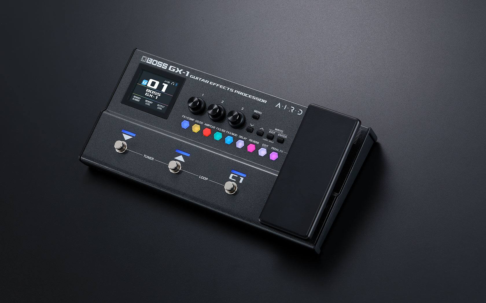 BOSS GX-1 GUITAR EFFECTS PROCESSOR  
PROCESSOR NUMBER MEMORY 7  
BENORT JOVU 2 unvot.  
OUTPOT A.I.R.D  
3 MENU O FX1/COMP 00/05  
AMPIGAS FX2/CQ EXIT WRITE FX3/MOO ENTER DELAY LOCK REVERB  
EDIT PEDAL FX TUNER  
LOOP  
C1