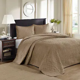 Gracie Mills - Sandy Reversible Bedspread Set with Classic Stitch Pattern - Khaki