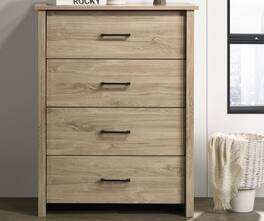 Forest'nSky - Wood 4 drawer 32 in. Wide Chest of Drawers with Black Handles for Living Room - Light Oak