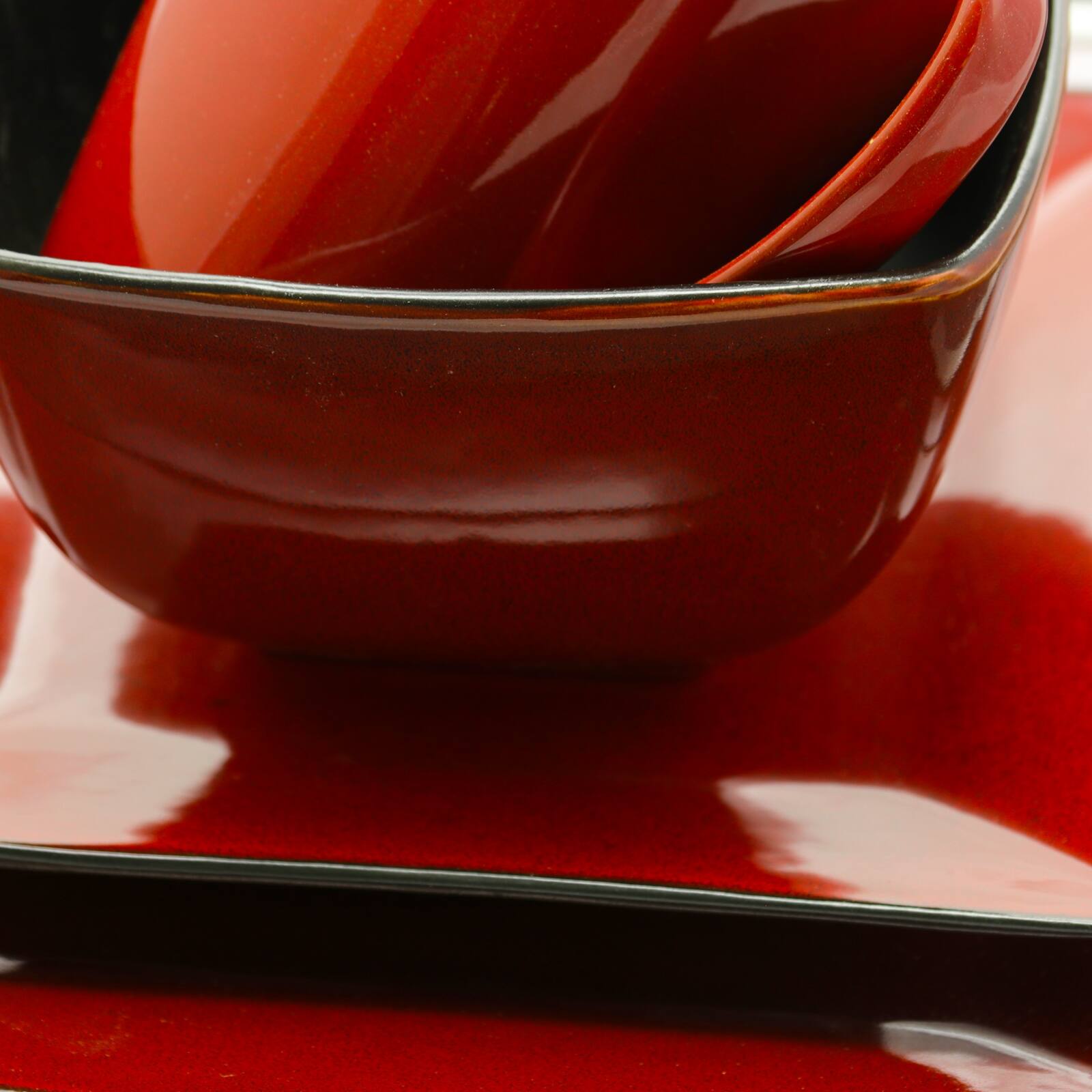 Alt View 2. Elama - Elama Harland Loft 16 Piece Modern Premium Stoneware set with Complete Setting for 4 - Red.