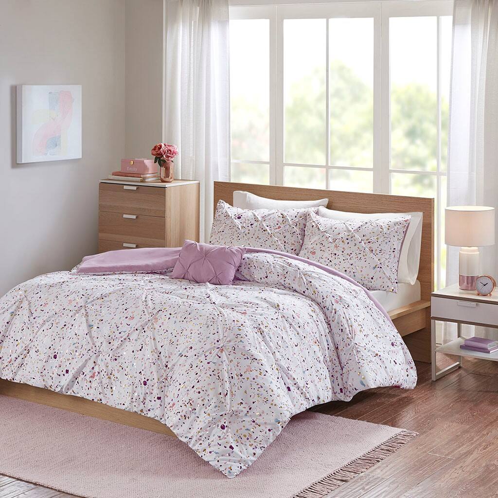 Alt View 1. Gracie Mills - Gracie Mills Athan Metallic Pintuck Duvet Cover Set - Plum.
