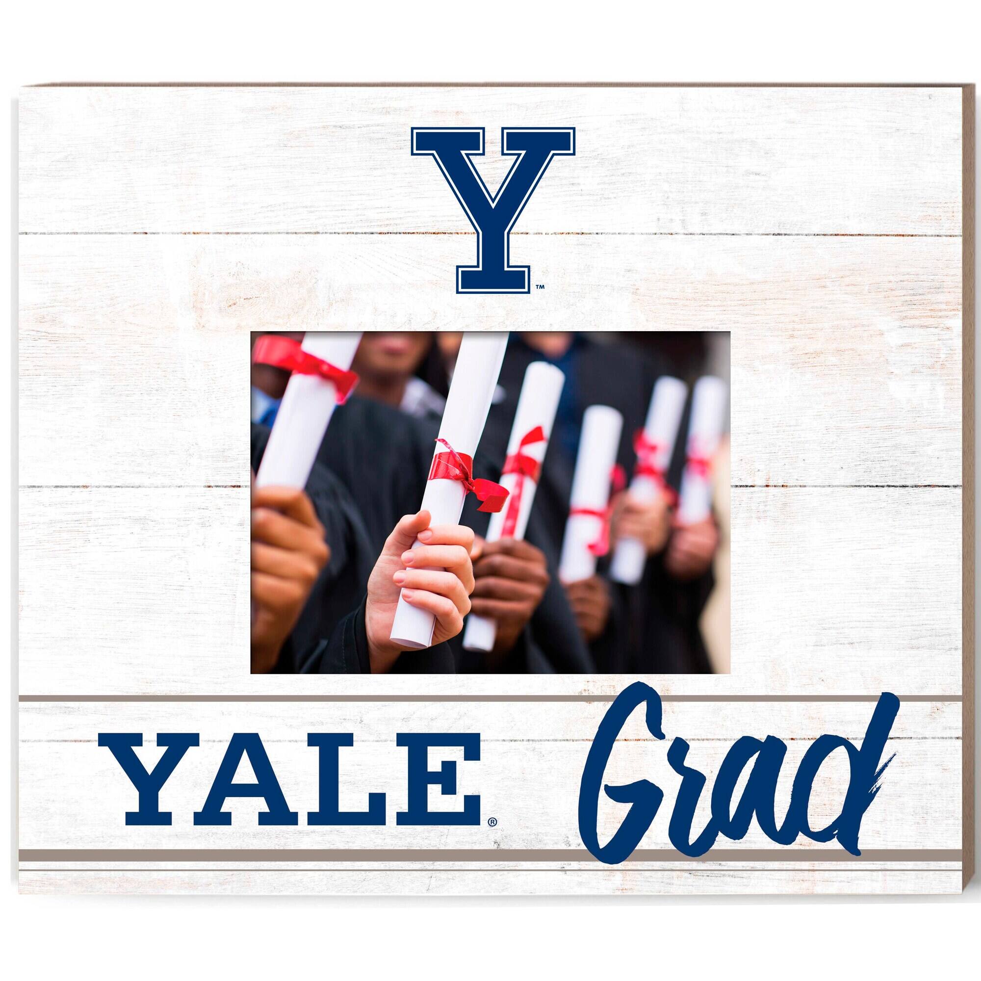 Yale Bulldogs 13.5" x 11.5" Grad Frame