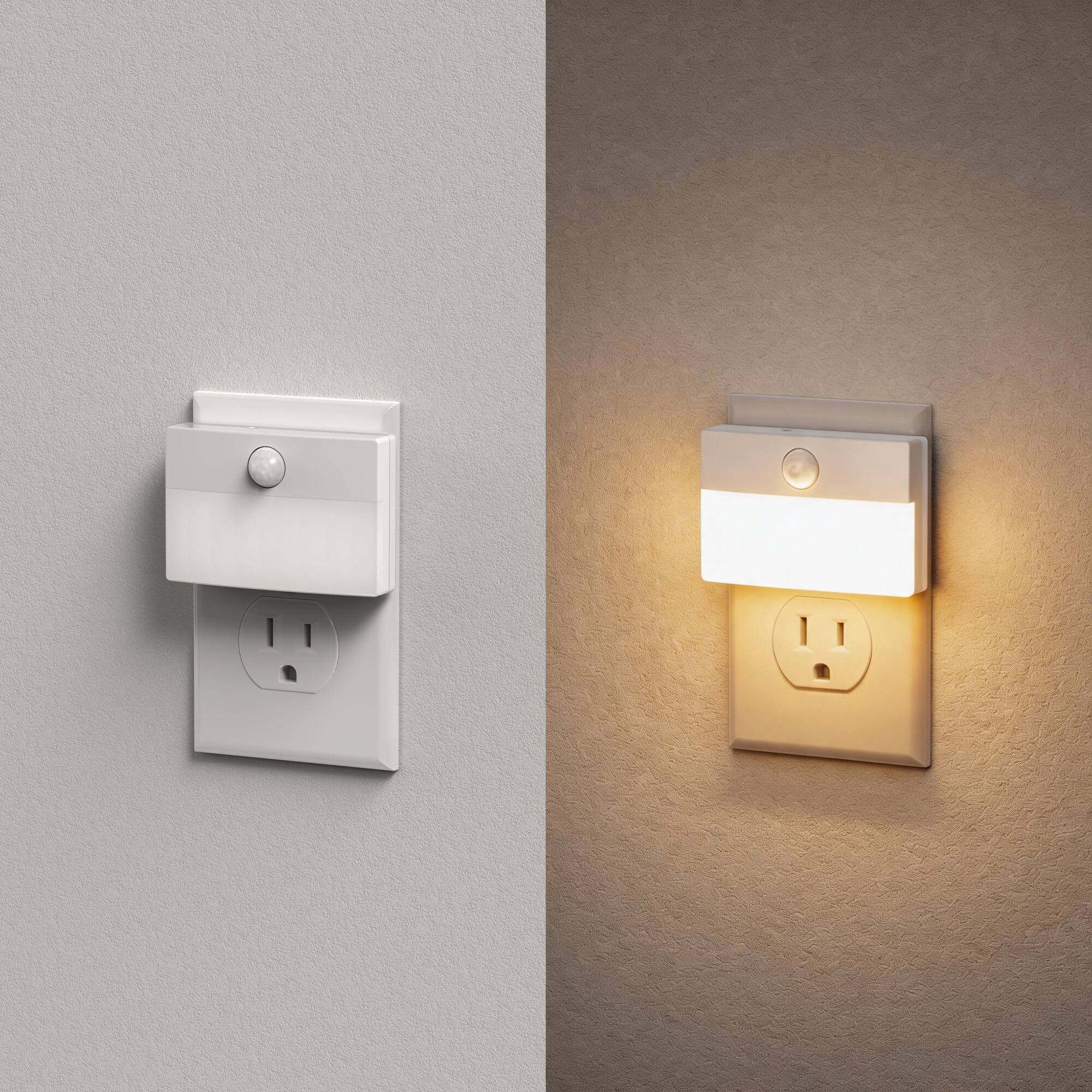 Back. Jandcase - JANDCASE 0.45W Plug-in Motion Sensor Night Light, 3000K Warm Glow, Square Design, Non-, ON/OFF/AUTO Modes - White.