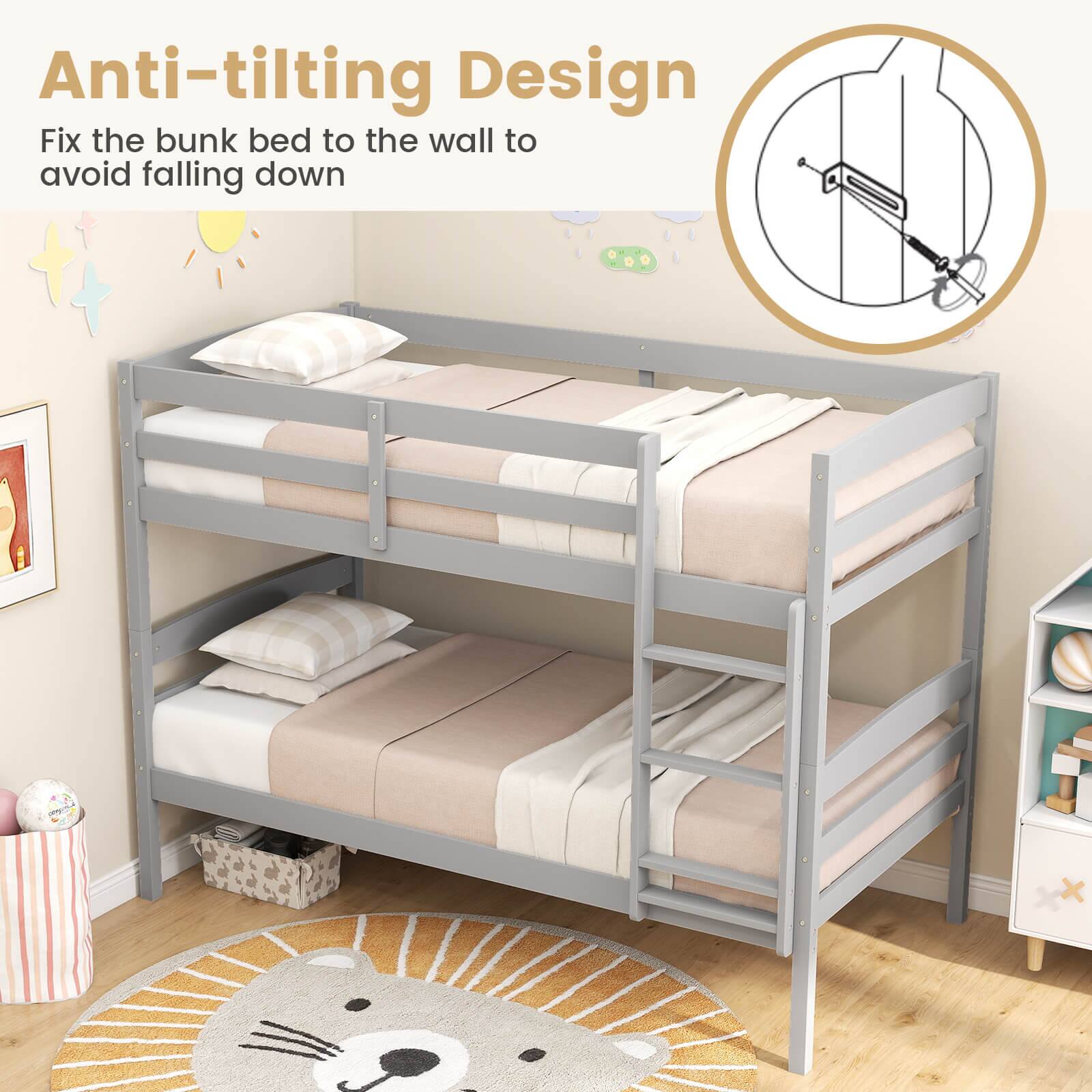 Anti-tilting Design  
Fix the bunk bed to the wall to avoid falling down