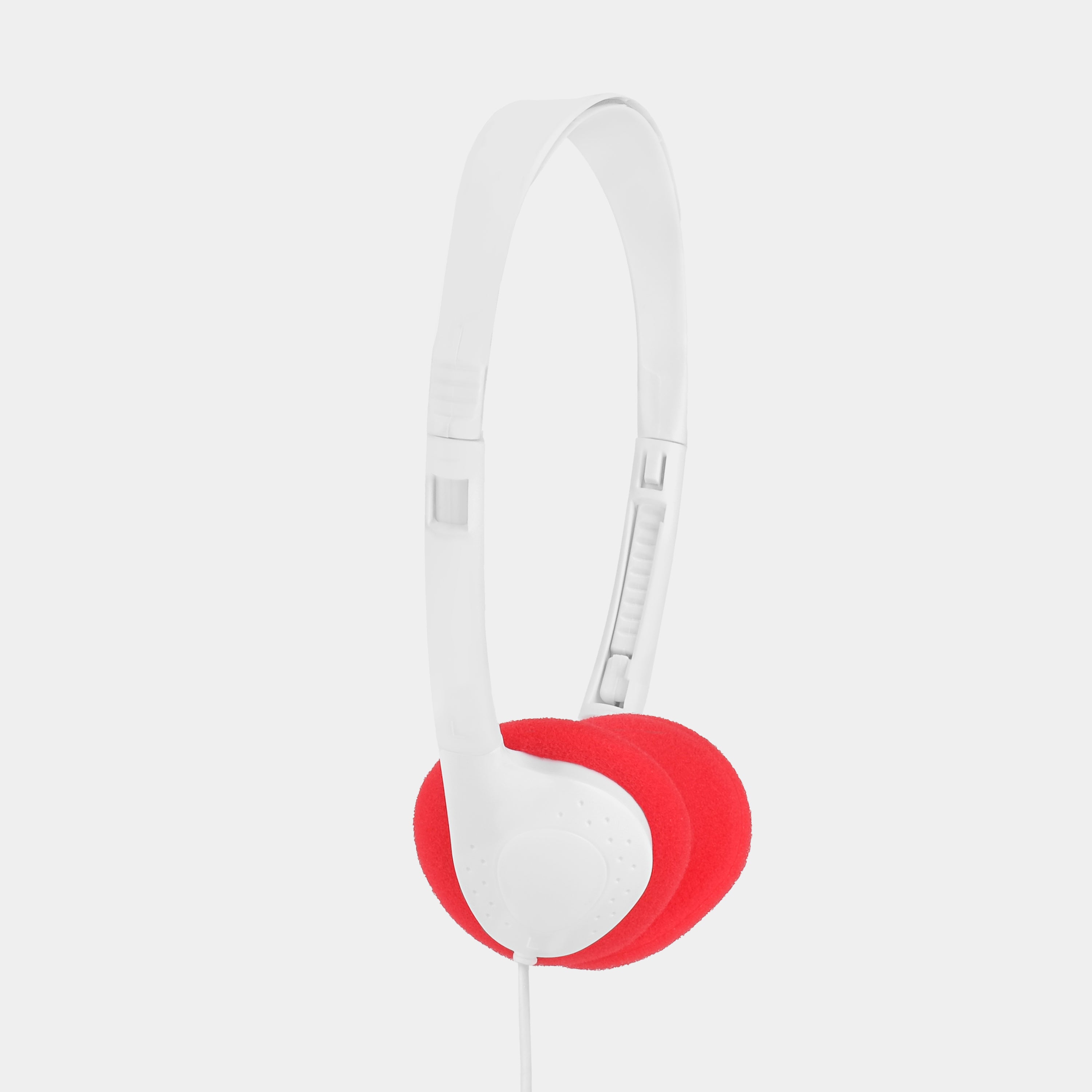 Alt View 2. Retrospekt - Peanuts "A Charlie Brown Christmas" CP-81 Portable Cassette Player + Cassette - White.