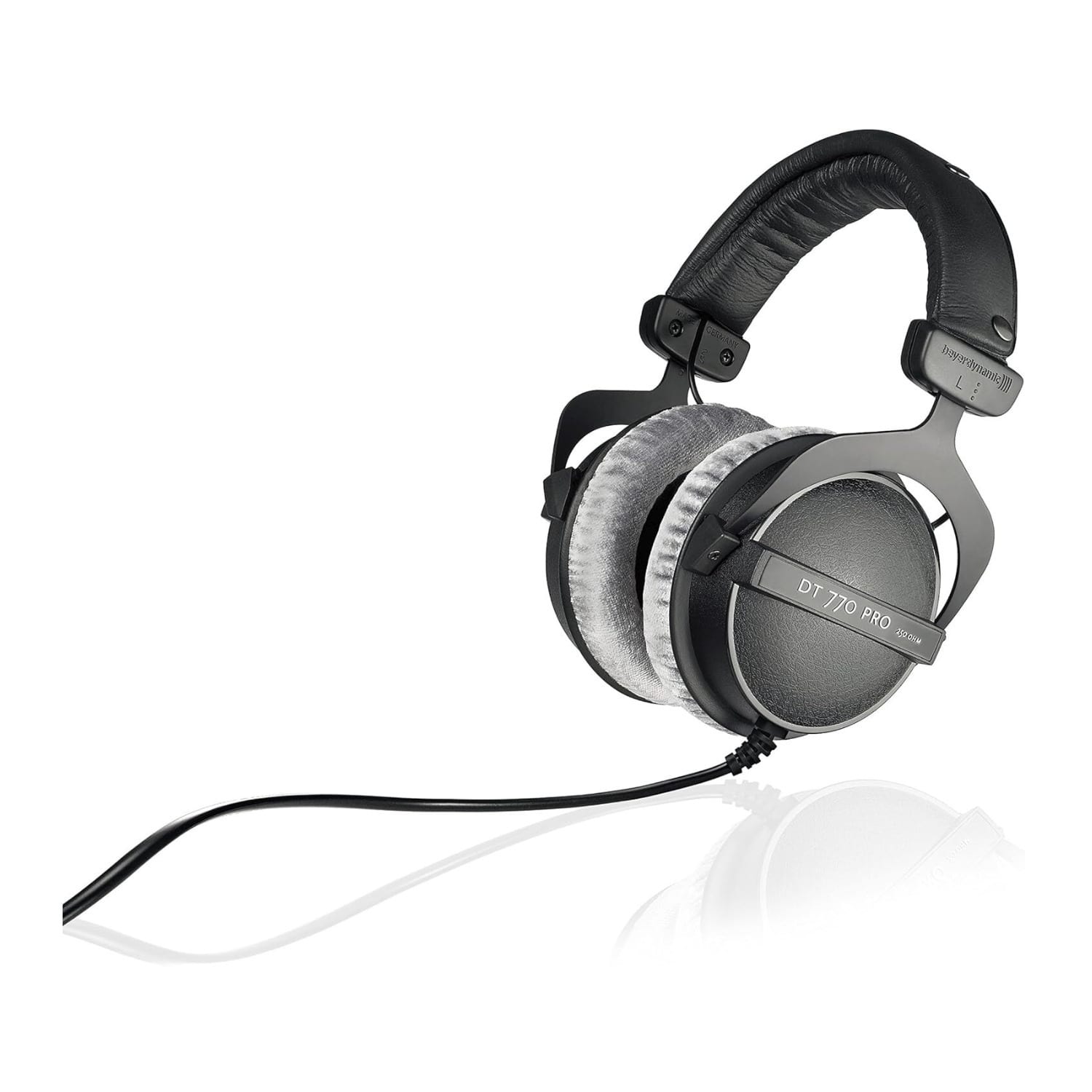 Bundle Beyerdynamic DT 770 PRO 80 Ohm Over Ear Studio Headphones