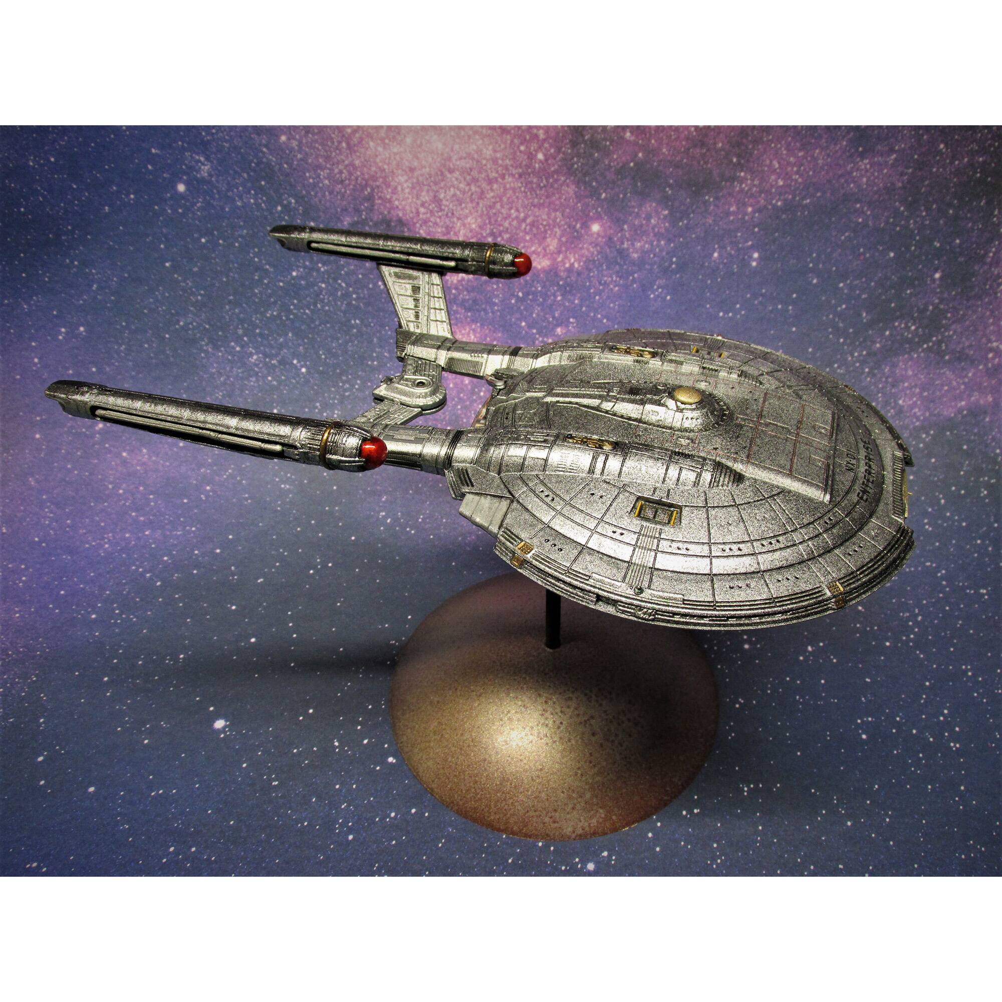 Back. Round2 - Round2 - Polar Lights Star Trek NX-01 Enterprise (Snap) 2T 1:1000 Scale Model Kit.