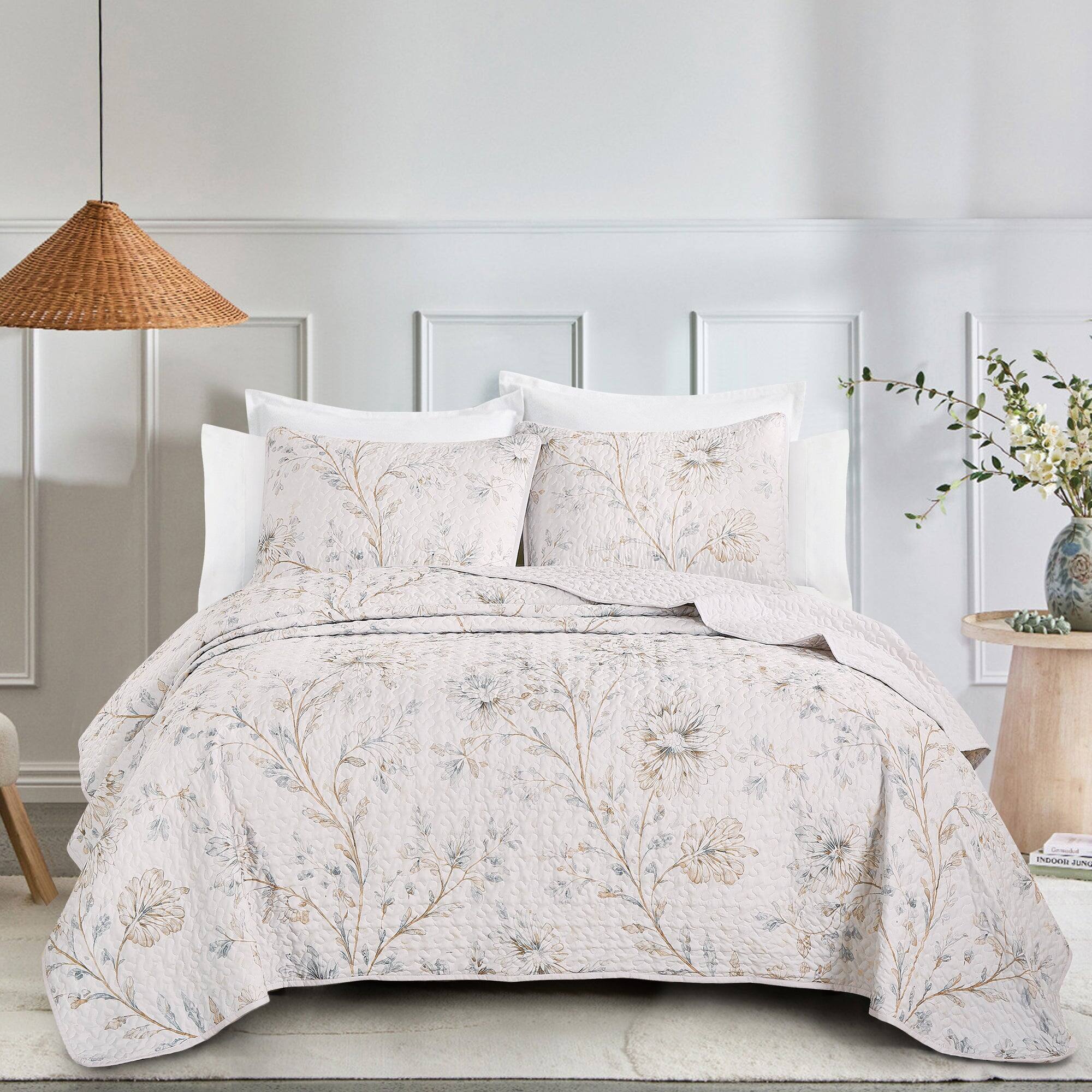 Taupe Daisy
