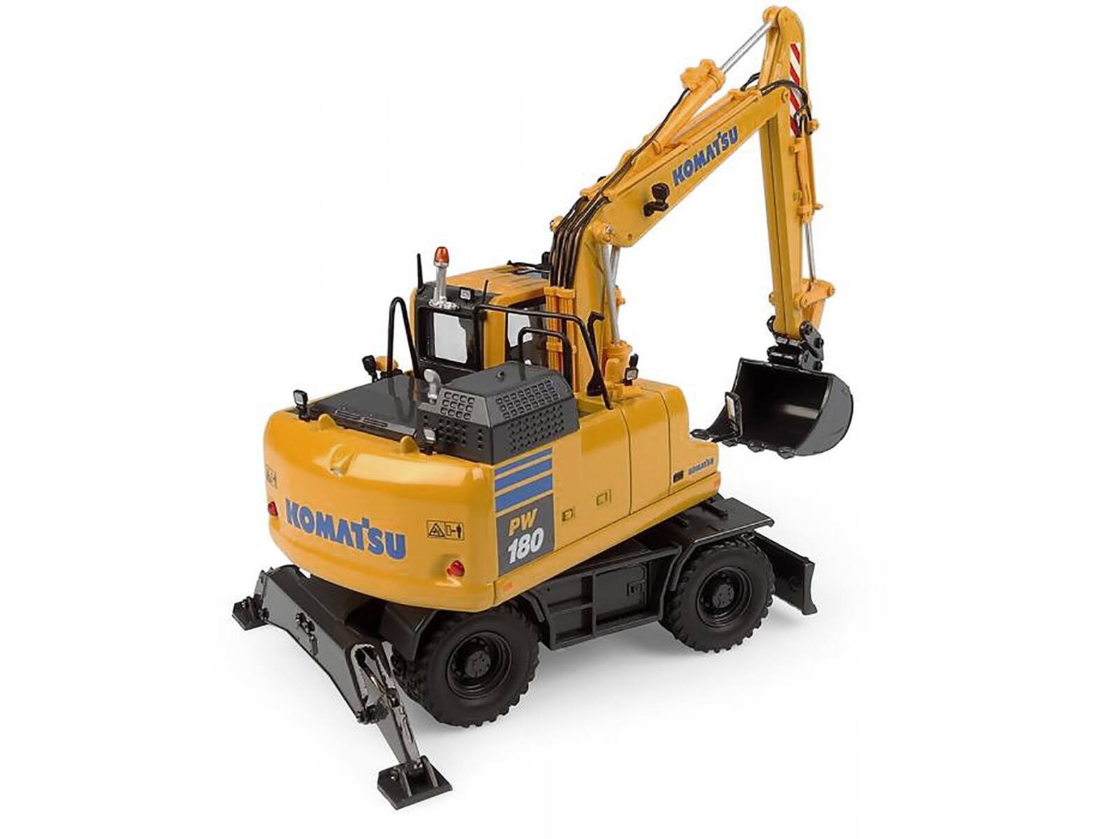 KOMATSU  
PW 180