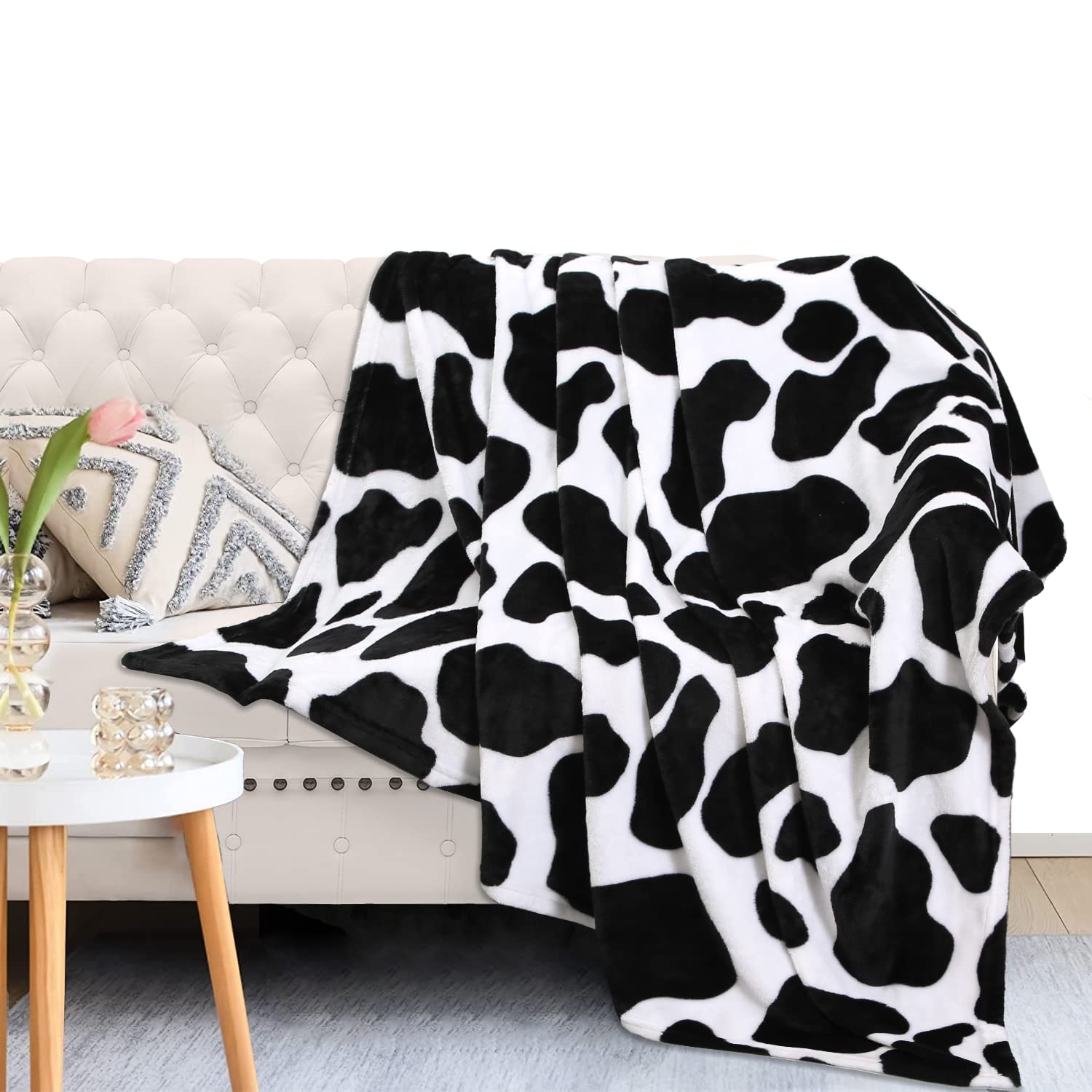 Cow Print Fleece (40x50 IN)
