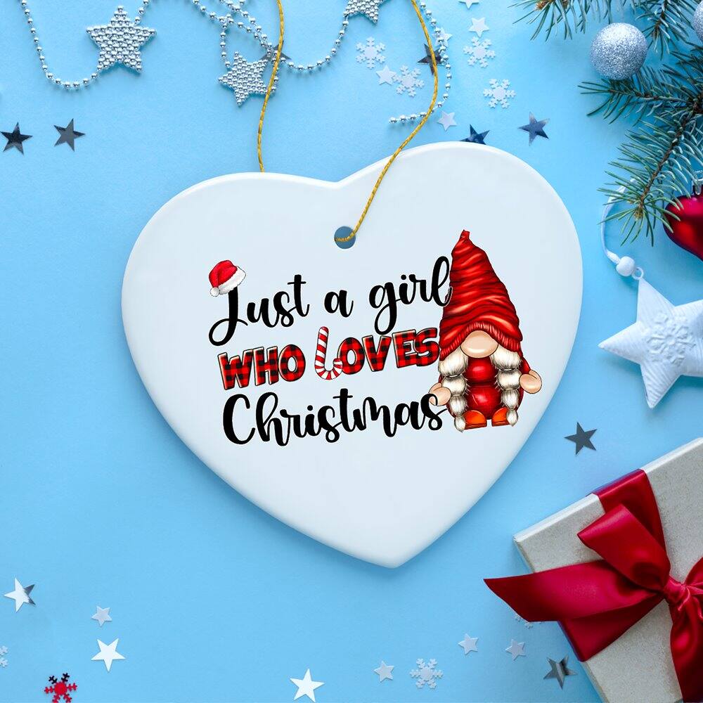 Just a girl  
WHO LOVES  
Christmas