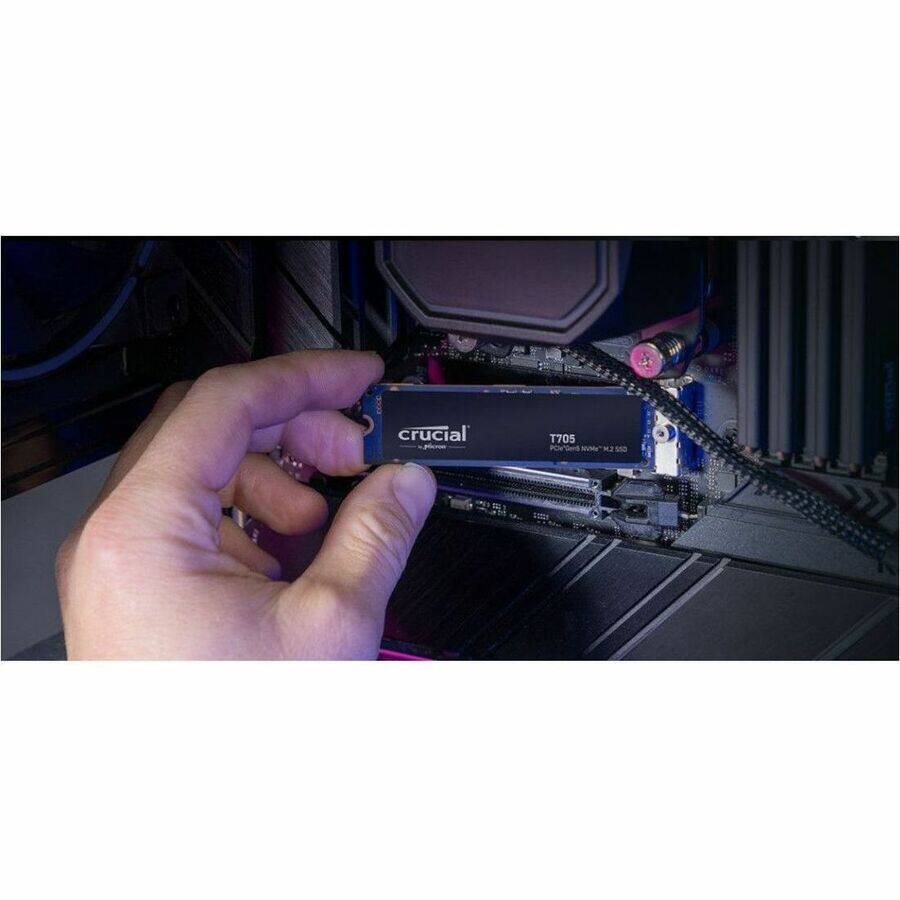 crucial T705