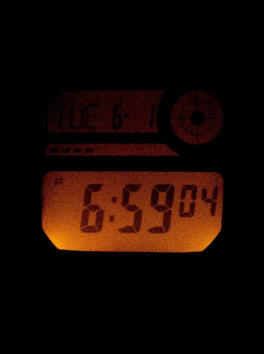 FUE 5 I ---- F 6:5904