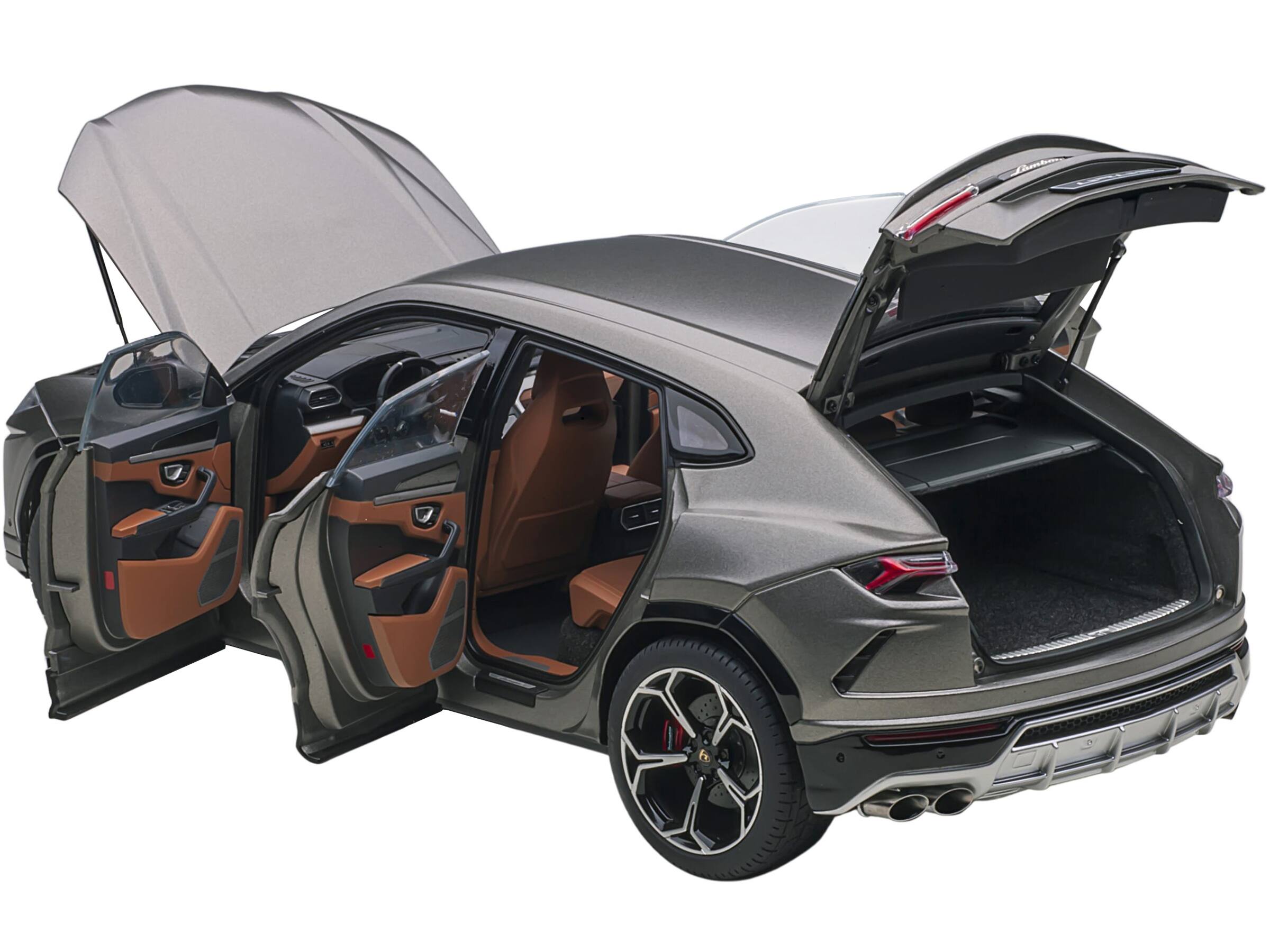 Angle. Autoart - Lamborghini Urus Grigio Lynx Gray Metallic 1/18 Model Car by Autoart - Gray Metallic.