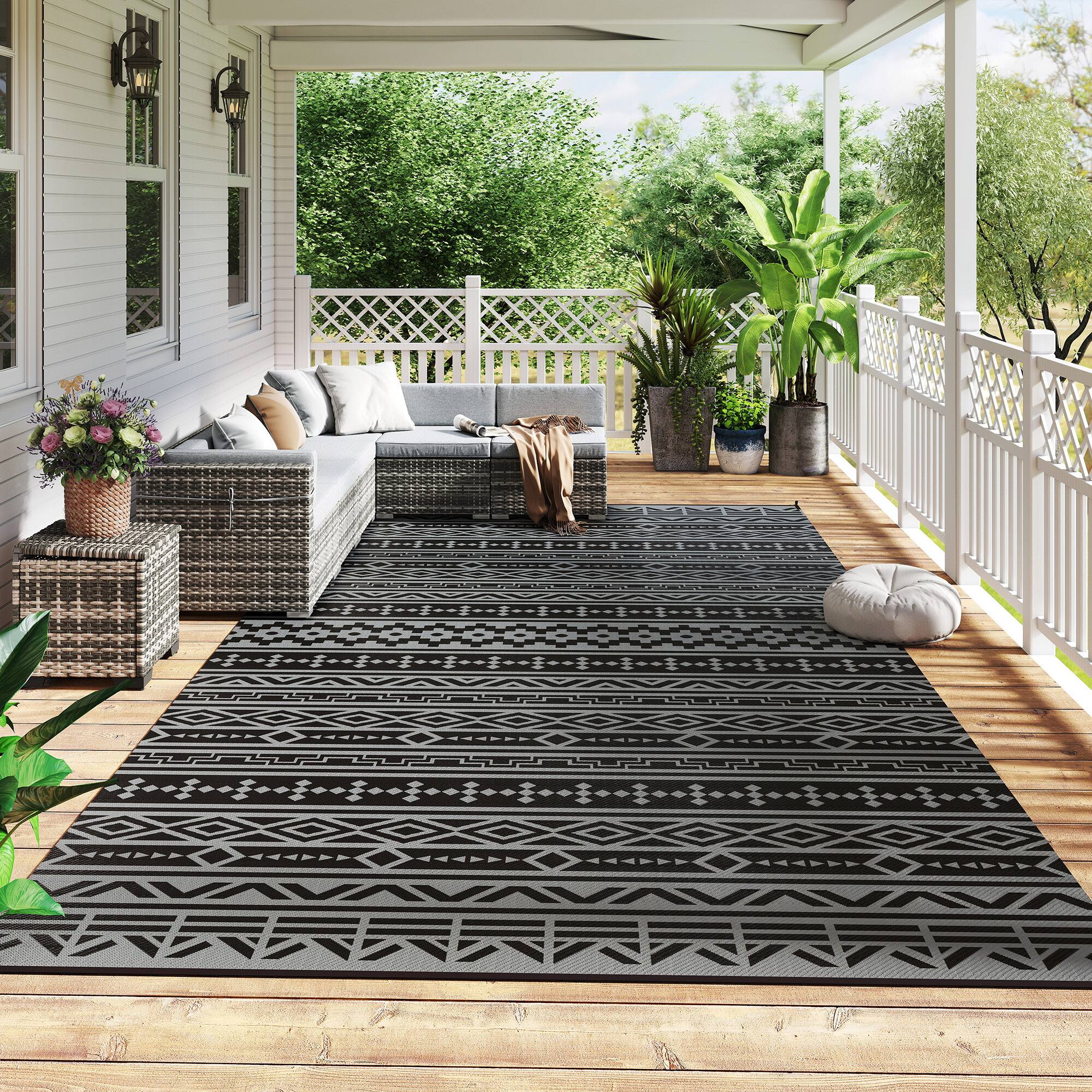 Alt View 1. Outsunny - Outdoor Rug for Patio, 9' x 18' Waterproof Large Mat, Reversible Plastic Straw Rug for Décor - Black and Gray Geometric Wall.