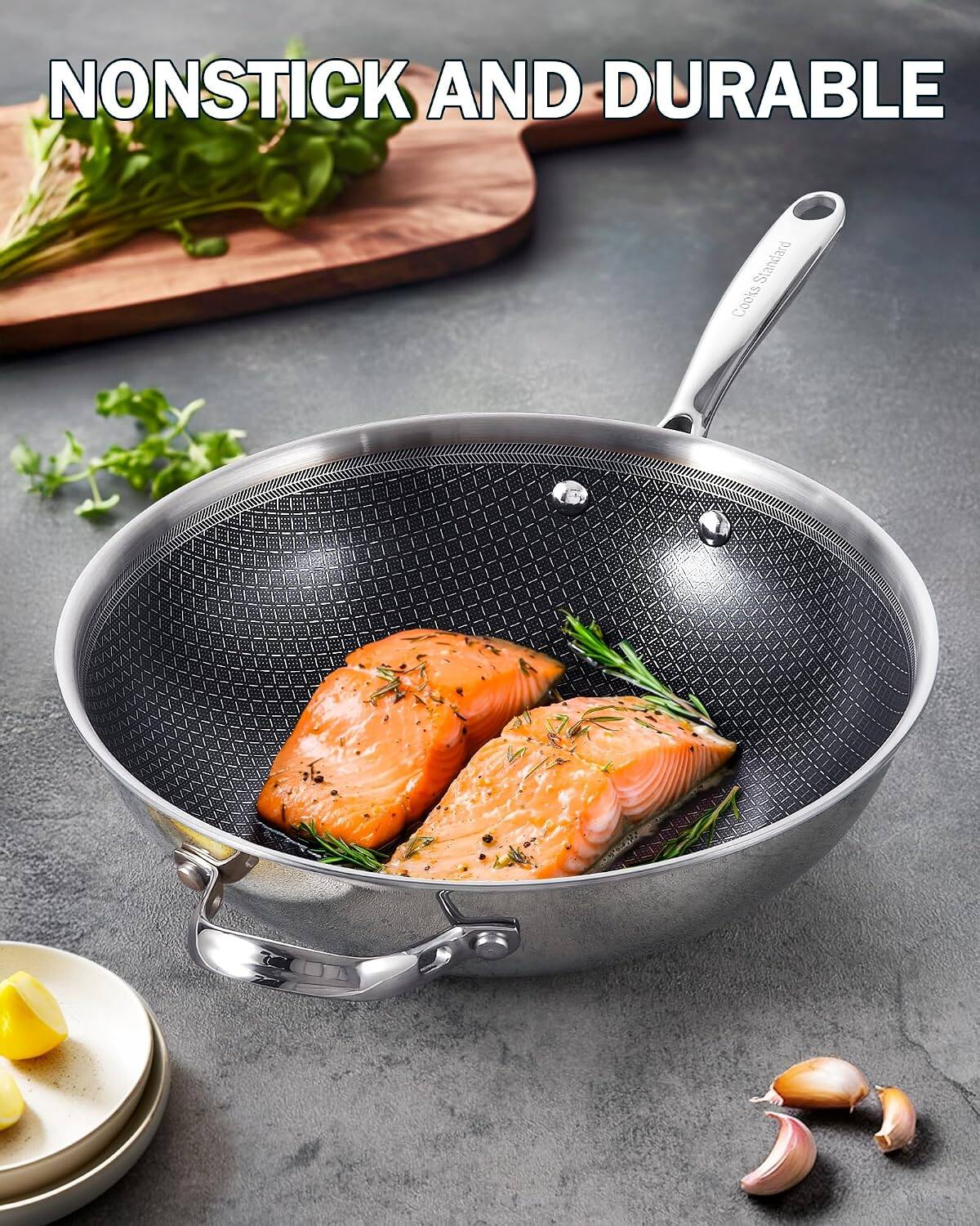 NONSTICK AND DURABLE  
Standard Cooks
