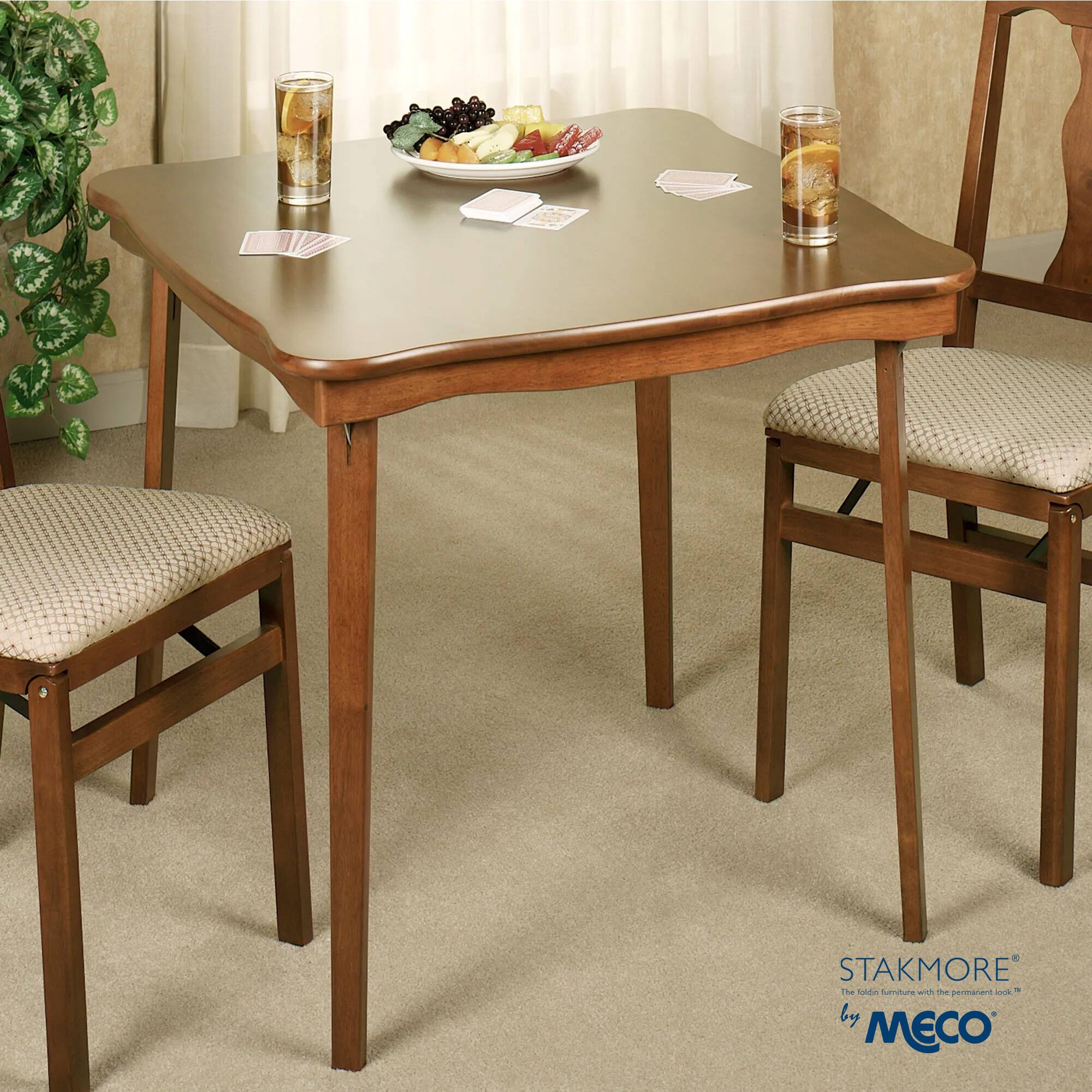 STAKMORE  
The solid furniture with the permanent look™  
by MECO