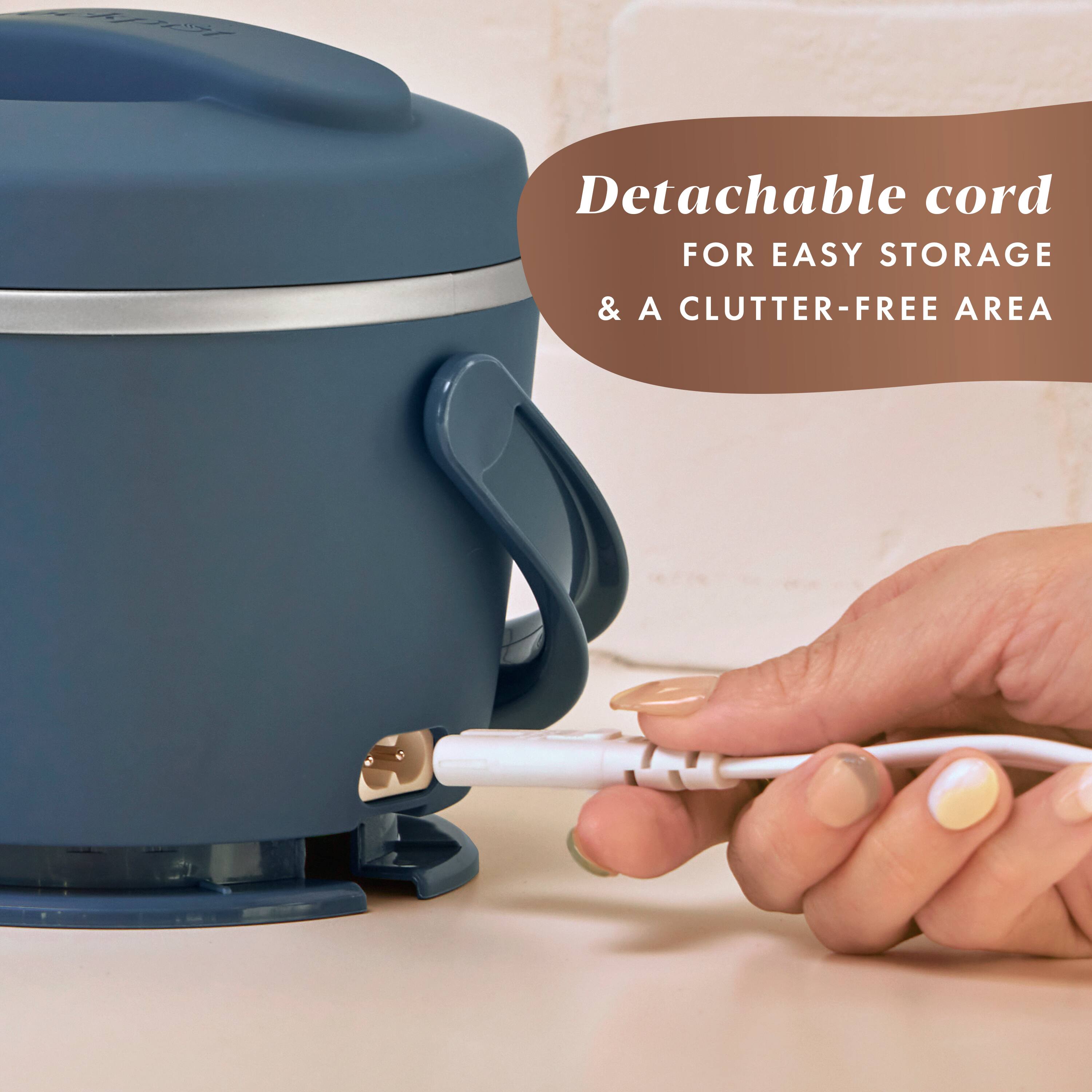 Detachable cord for easy storage & a clutter-free area