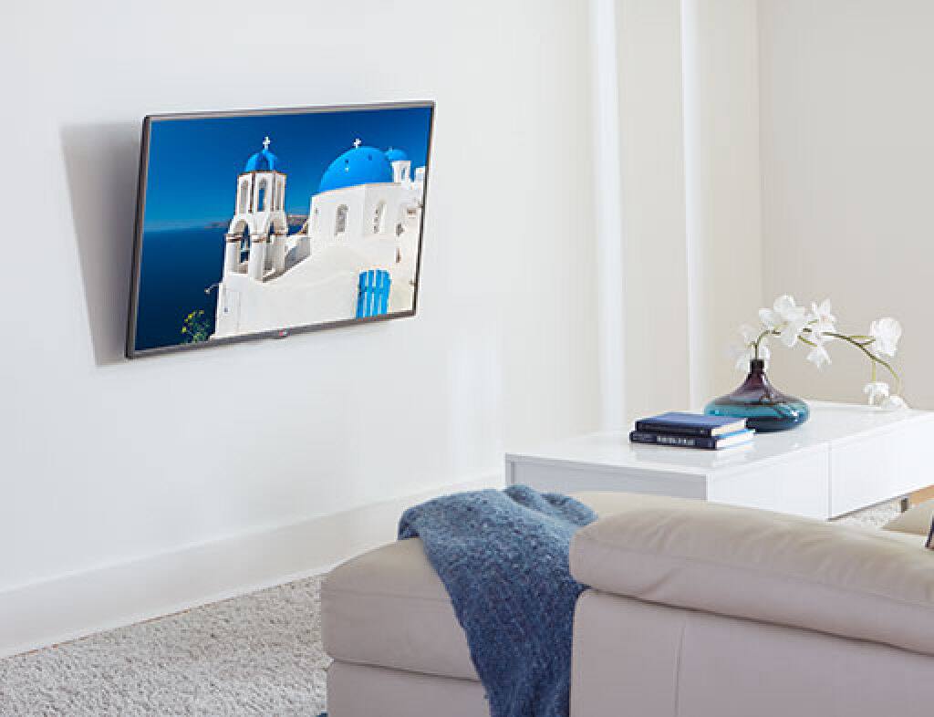 Back. Sanus - Sanus  Accent for 26" – 50" flat-panel TVs - Black.