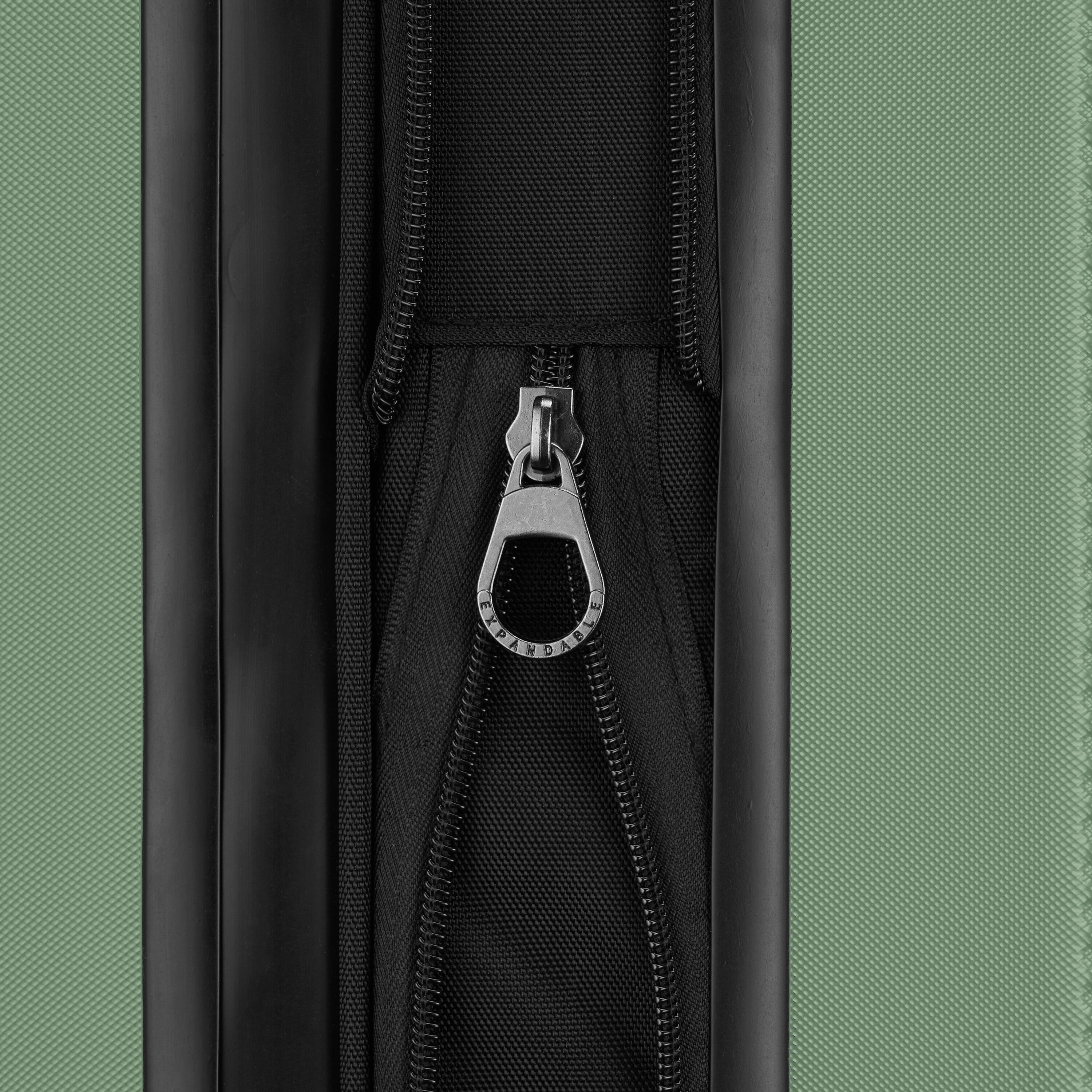 Alt View 2. Bugatti - Bugatti Brussel 3 Piece Hardside Luggage Set - GREEN.