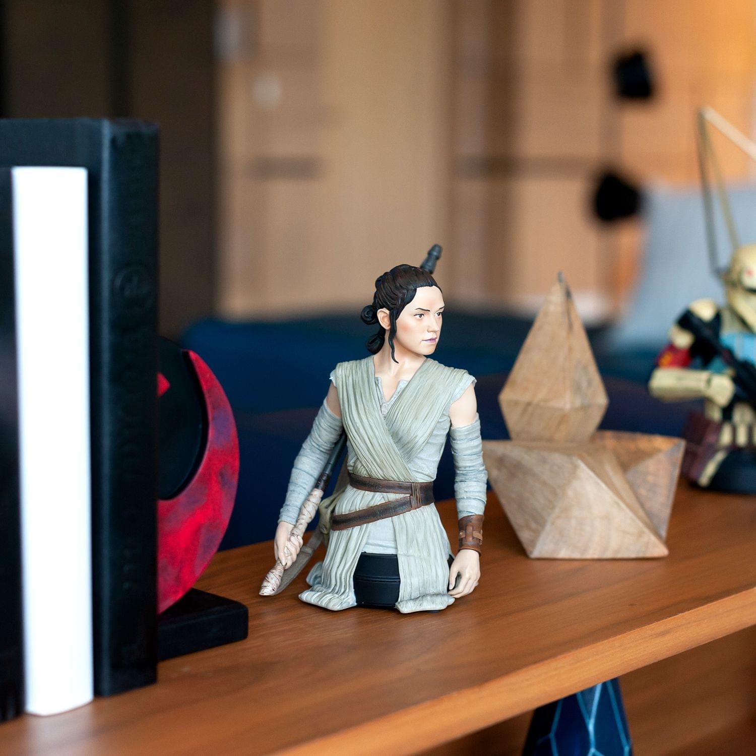 Alt View 3. Star Wars - Star Wars: The Force Awakens Rey Figure Statue | 6-Inch Character Resin Bust - Brown.