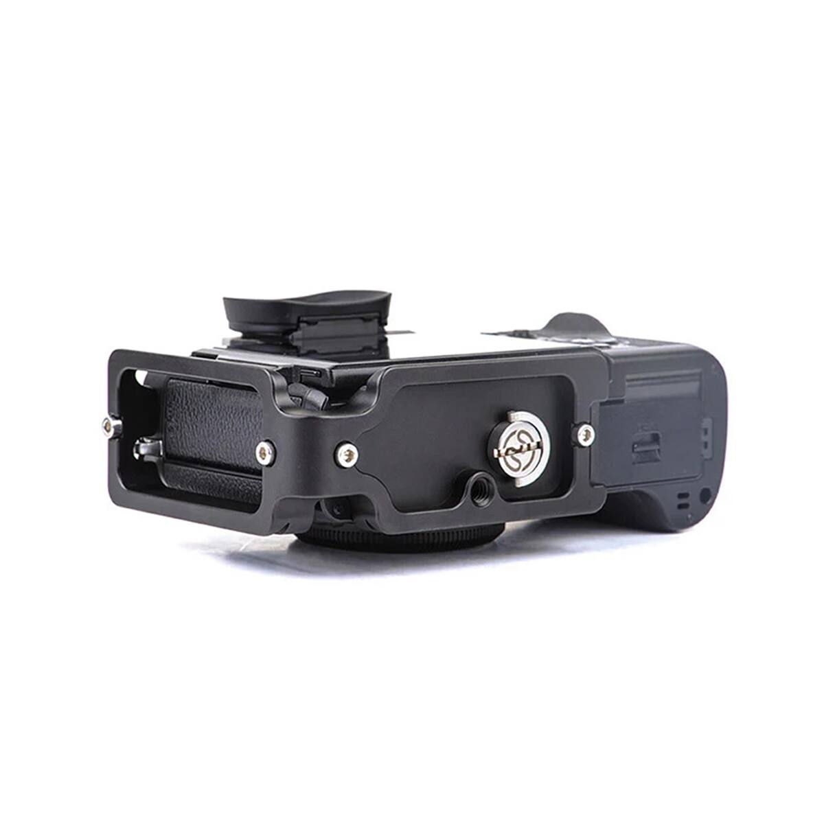 Alt View 2. SunwayFoto - SunwayFoto Dedicated L-Bracket for Fujifilm X-T3 Camera.