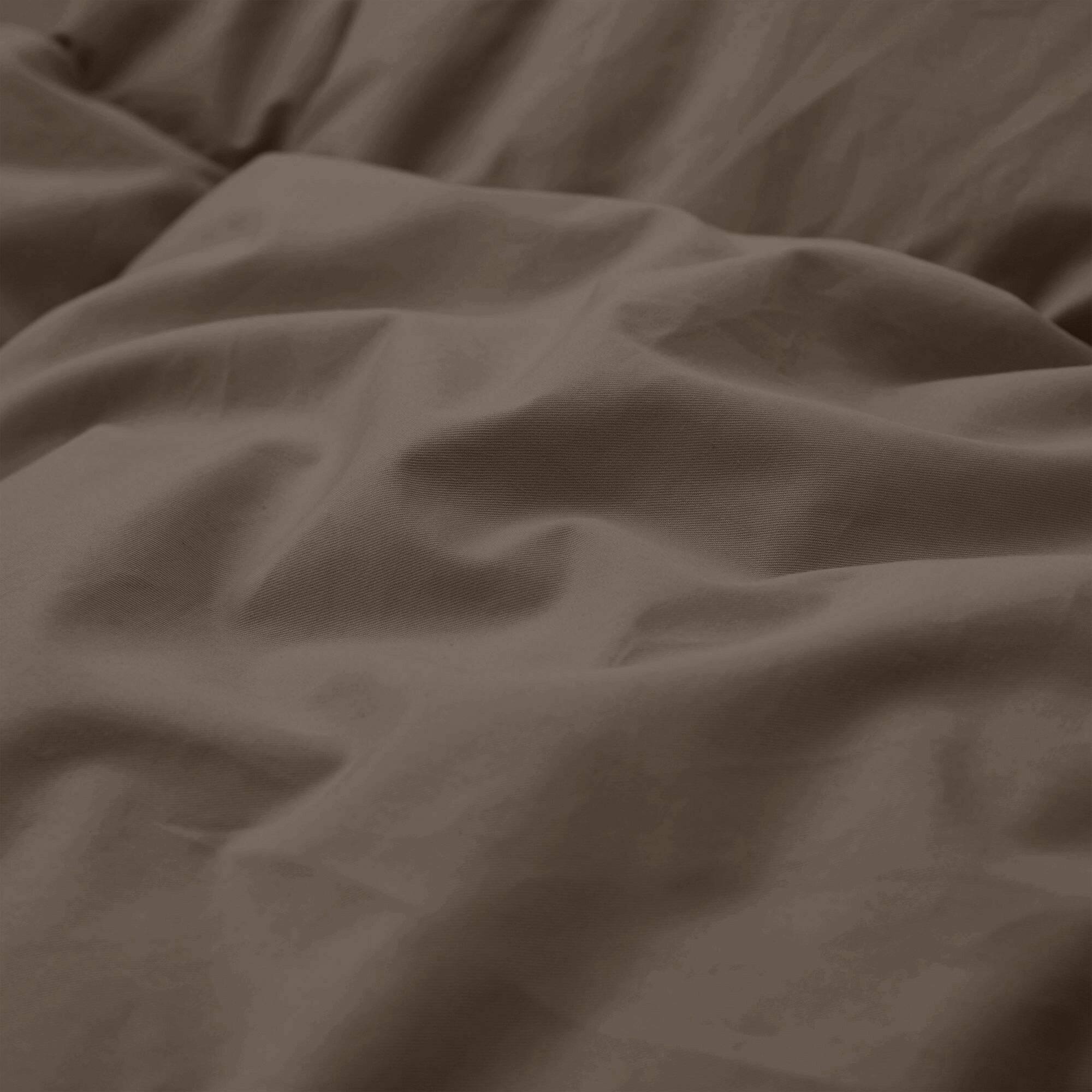 Back. Puredown - Puredown All Season Organic Cotton Down & Feather Comforter Made in Germany, Brown, Full/Queen - Brown.