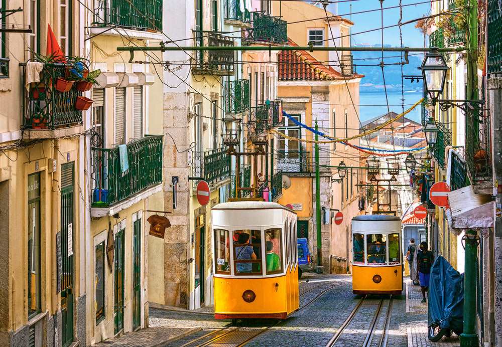 Angle. Castorland - CASTORLAND 1000 Piece Jigsaw Puzzle, Lisbon Trams, Portugal, European puzzle, Sister city of San Francisco,  C-104260-2 - Red.