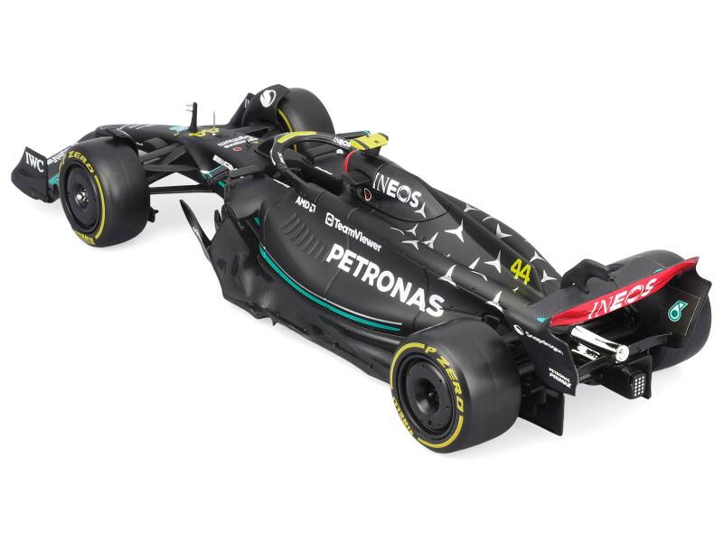 IWC AN ZER 0 d D INBOS - E AMDD INEOS 011) TeamViewer Newr PETRONAS P ZERD SIREEL 44 INEOS OA S