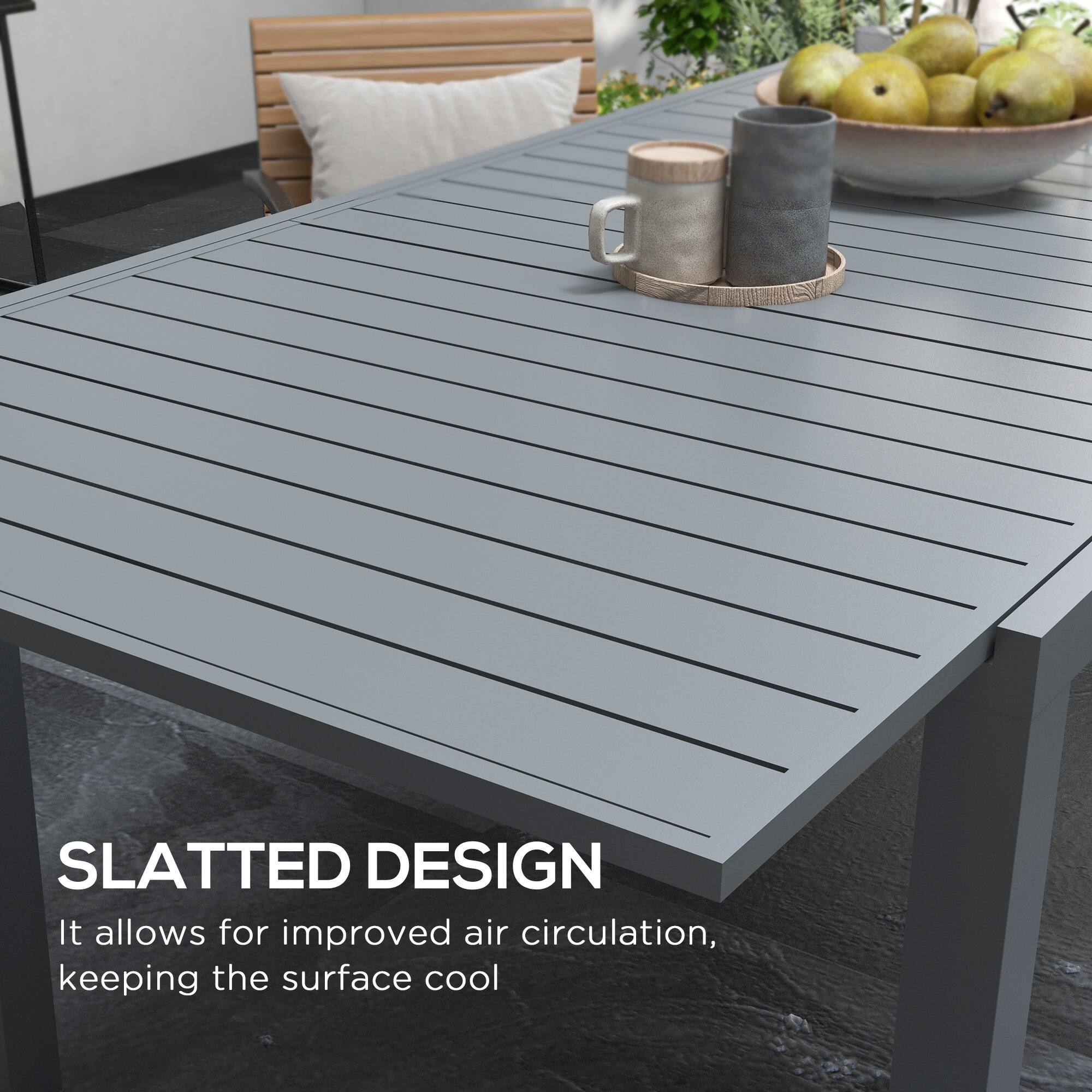 SLATTED DESIGN
It allows for improved air circulation, keeping the surface cool
