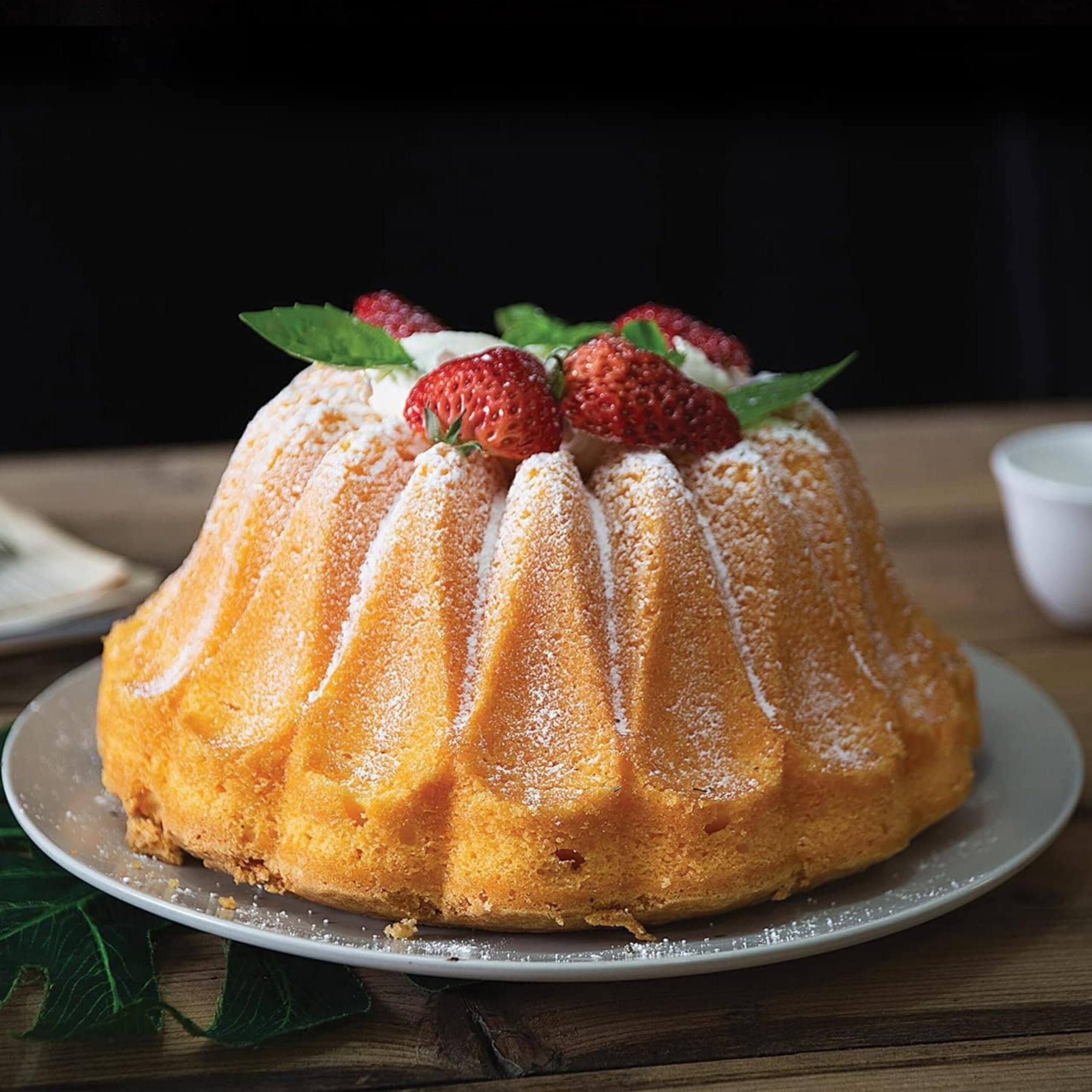 Alt View 1. Baker's Secret - Baker's Secret Fluted Cake Pan, Cast Aluminum 2 Layers Nonstick Coating (Fountain) - Champagne Gold.