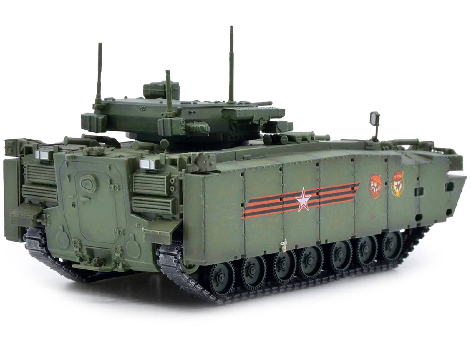 Angle. Panzerkampf - Russian Object 695 Kurganets-25 Infantry Fighting Vehicle with Four Kornet-EM Missiles Moscow Victory Day Parade 1/72 - Green.