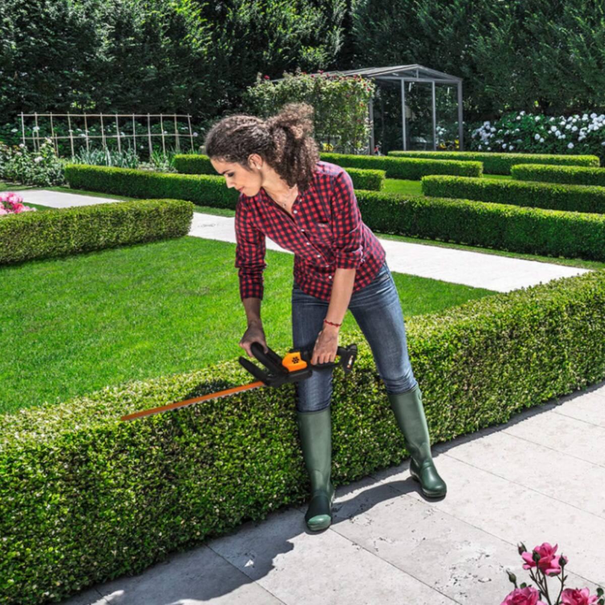 Left. WORX - Worx WG261.9 20V Power Share 22" Cordless Hedge Trimmer - Tool Only - Orange.