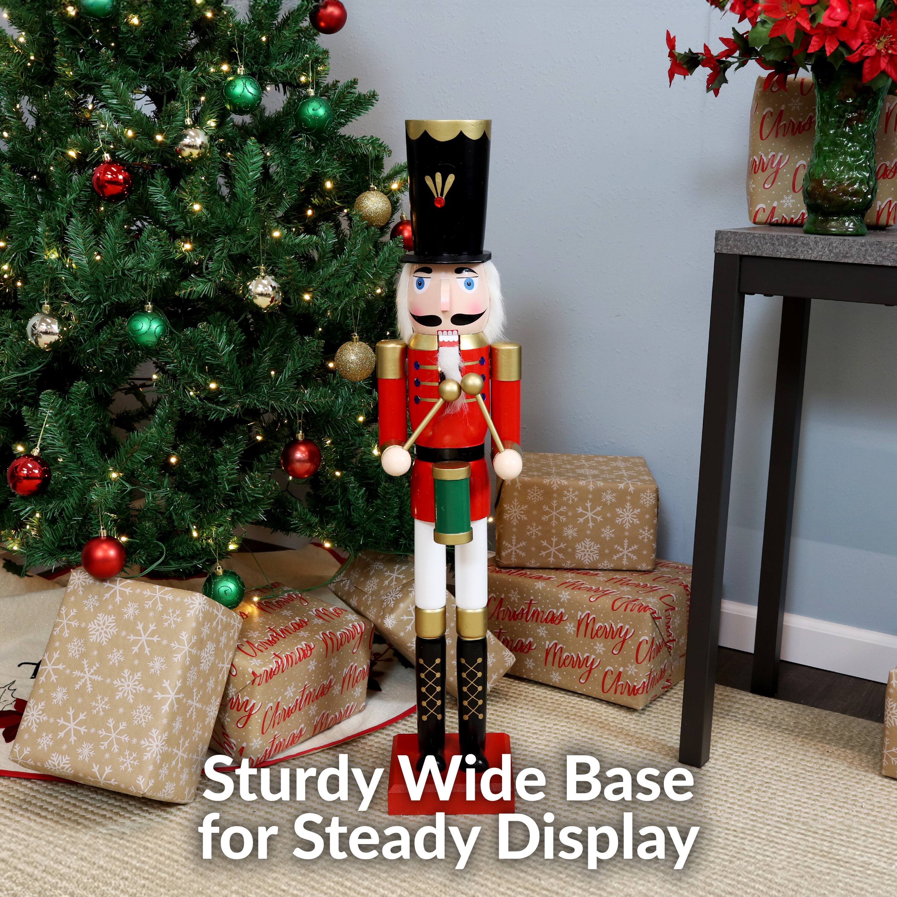 Sturdy Wide Base for Steady Display