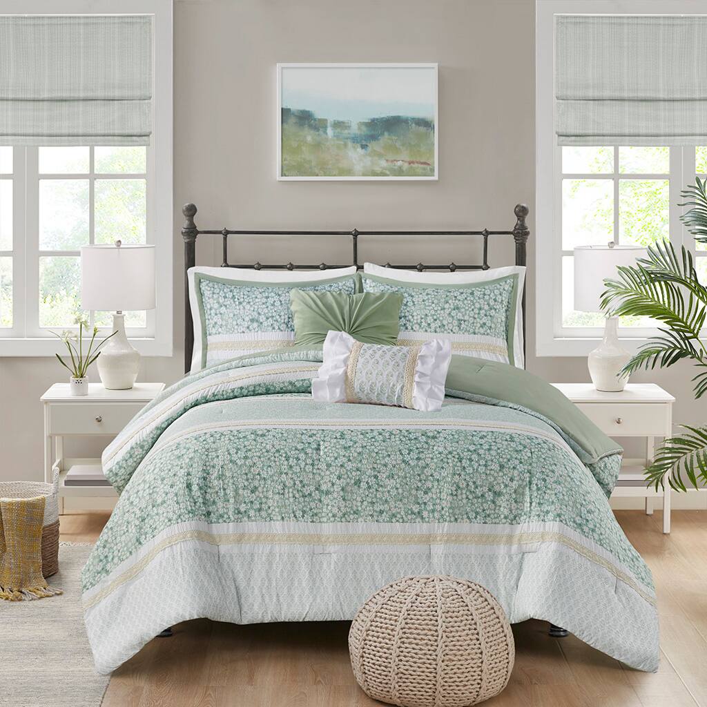 Alt View 2. TinyHomie - Full/Queen 5 Piece Seersucker Comforter Set with Throw Pillows - Green.