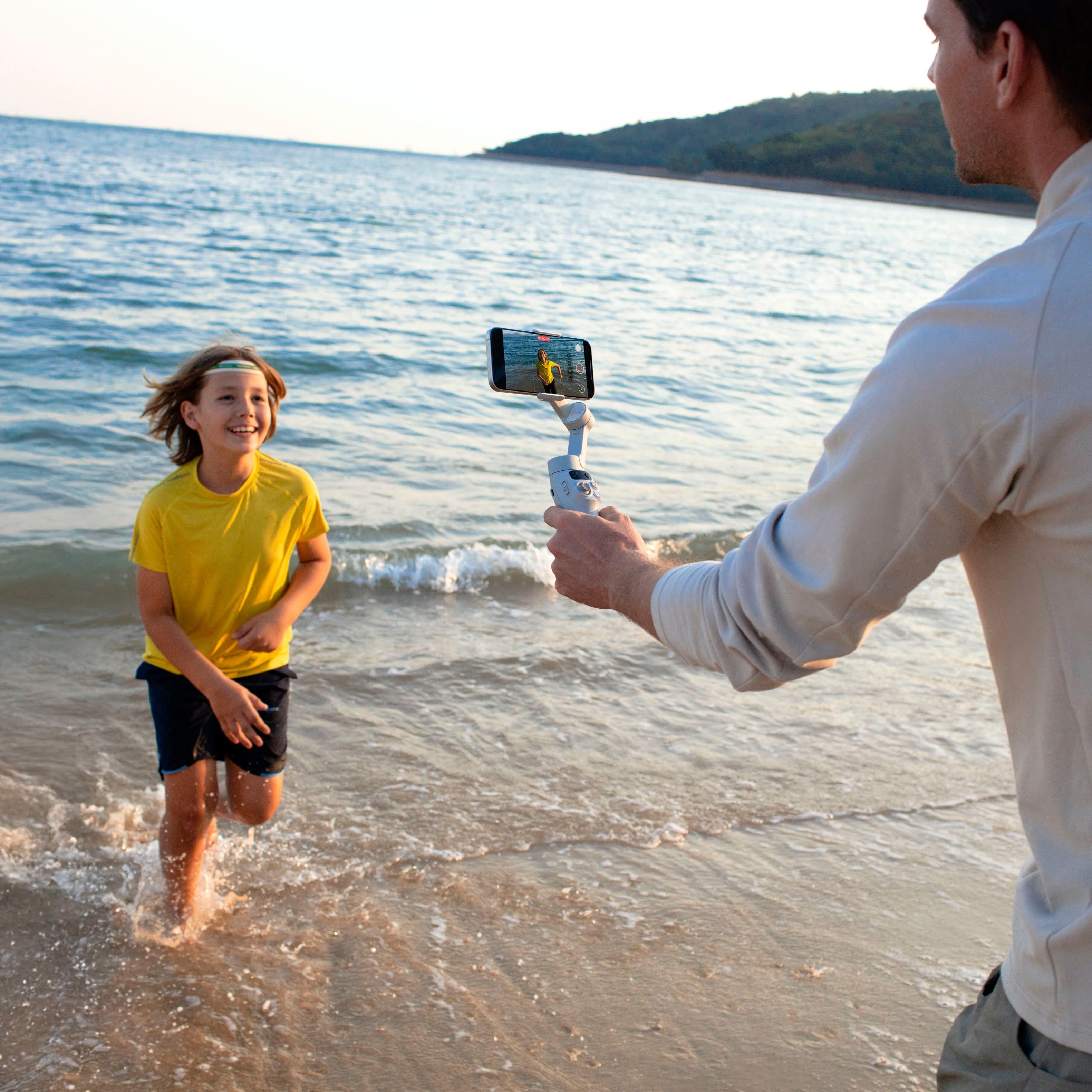 Alt View 2. DJI - Osmo Mobile 7 Smartphone 3-Axis Gimbal Stabilizer - Gray.