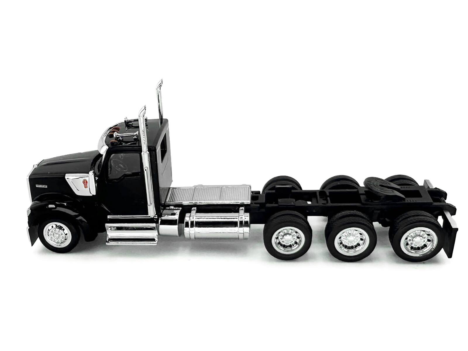 Angle. HO Logistics Replicas - Kenworth W990 3-Axel Day Cab Black 1/87 (HO) Plastic Model Car by HO Logistics - Black.