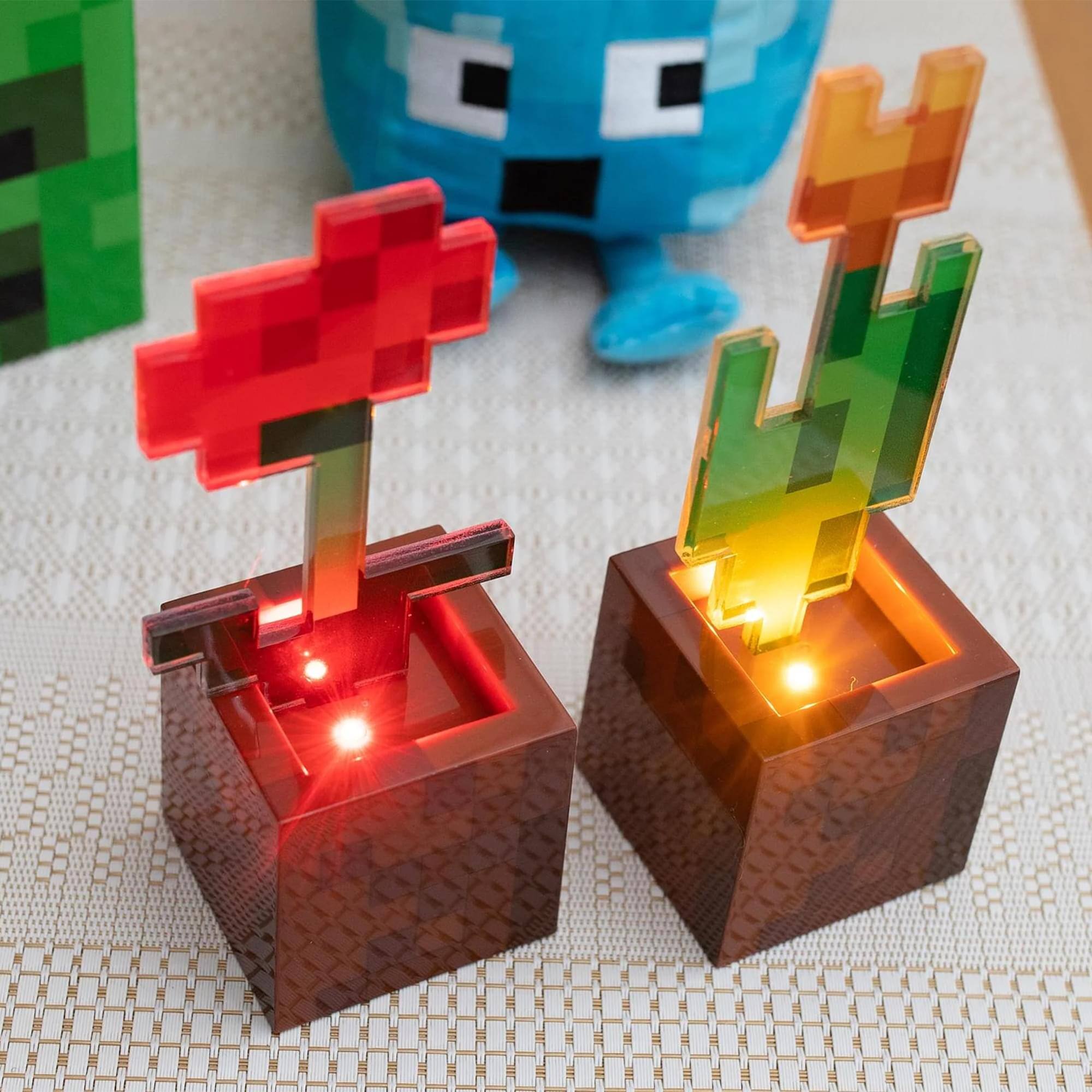 Alt View 3. Ukonic - Minecraft 2-Piece Flower Pot Mood Light Bundle - Multicolored.