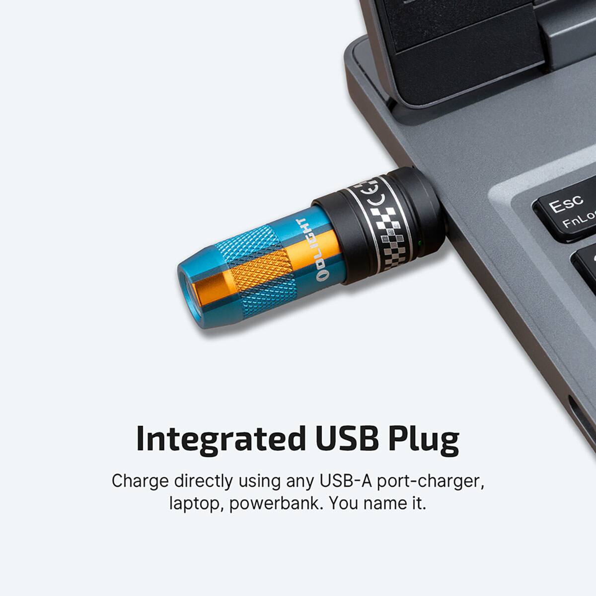 Integrated USB Plug

Charge directly using any USB-A port-charger, laptop, powerbank. You name it.