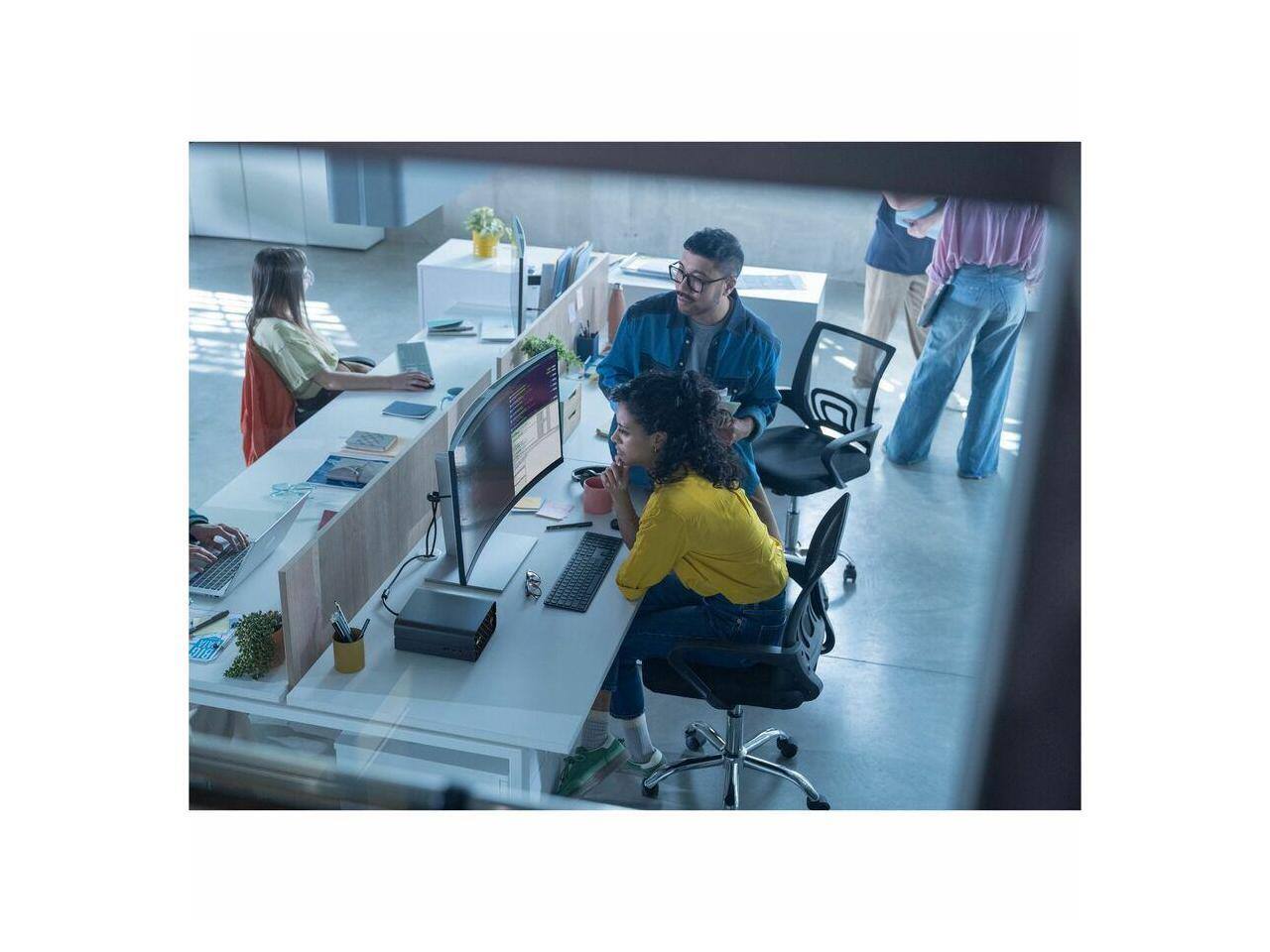 Alt View 4. HP - HP Z2 Mini G1a - AMD Ryzen AI 385 - 32GB - 1TB SSD - AMD Radeon 8050S - Windows 11 Pro - Black.