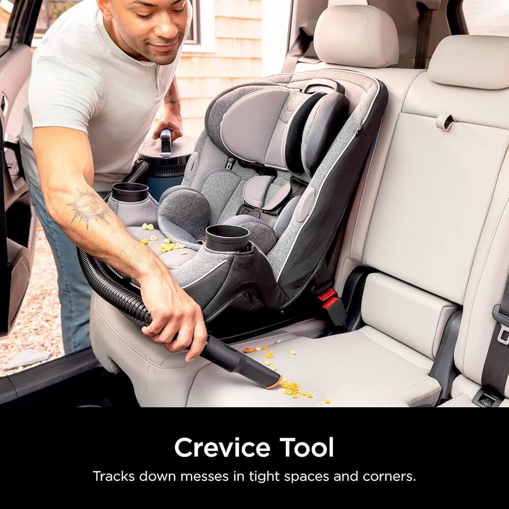 Crevice Tool  
Tracks down messes in tight spaces and corners.