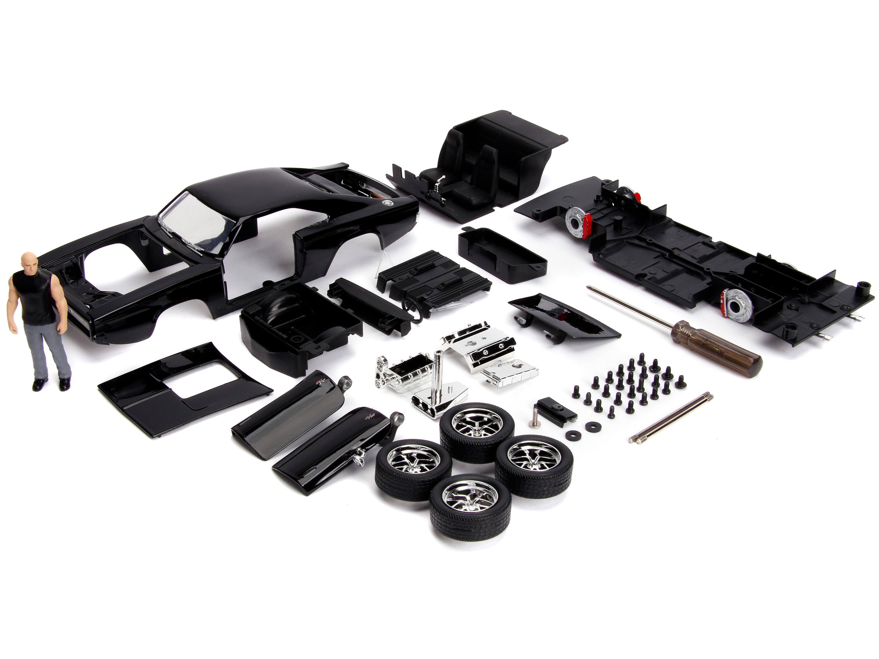 Angle. Jada - Model Kit Dodge Charger R/T Black and Dom Diecast Figure "Fast & Furious" Movie "Build N' Collect" Series 1/24 - Black.